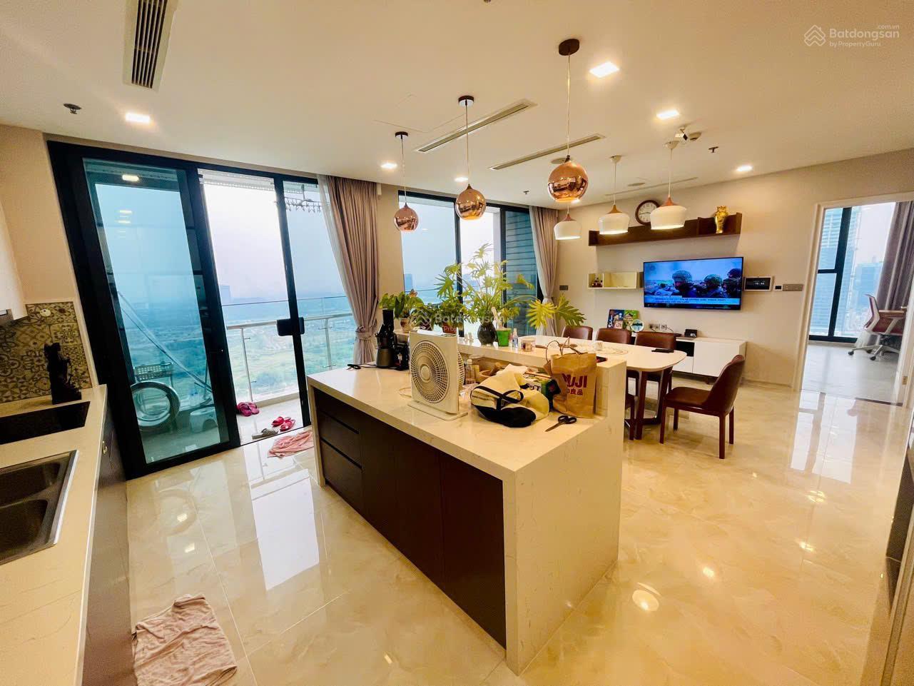 Vinhome Golden River - 3 Bedrooms