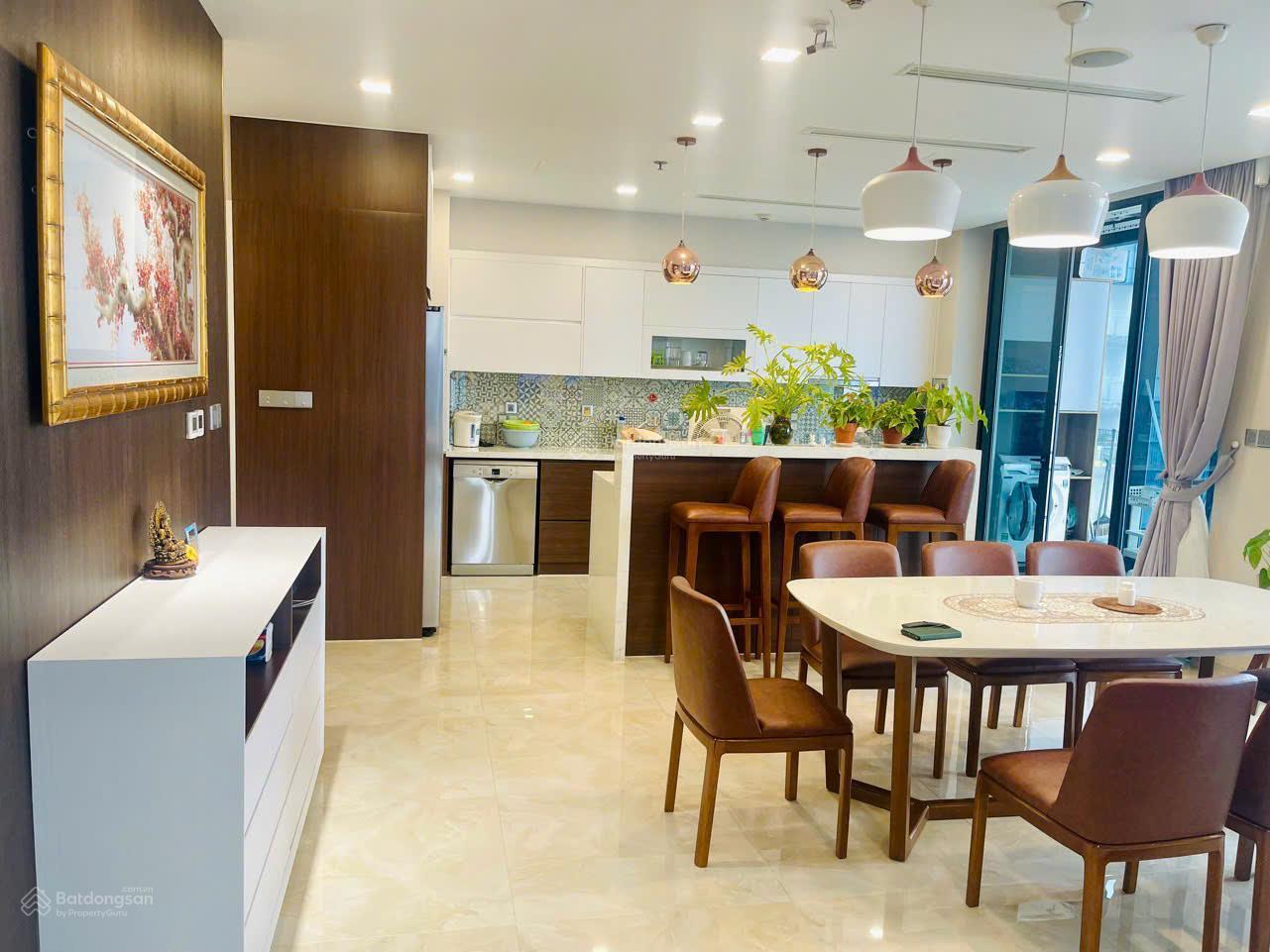 Vinhome Golden River - 3 Bedrooms