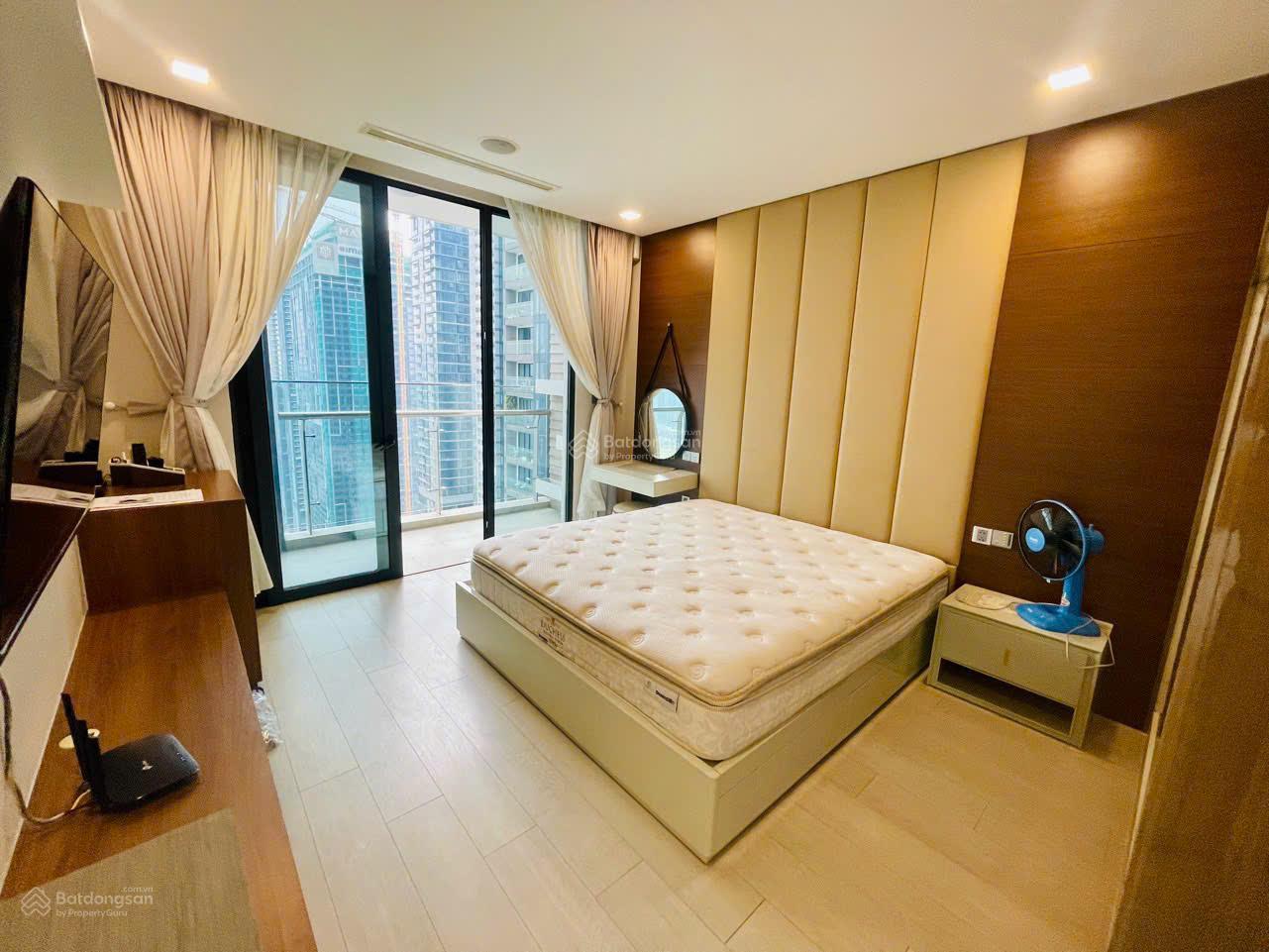 Vinhome Golden River - 3 Bedrooms