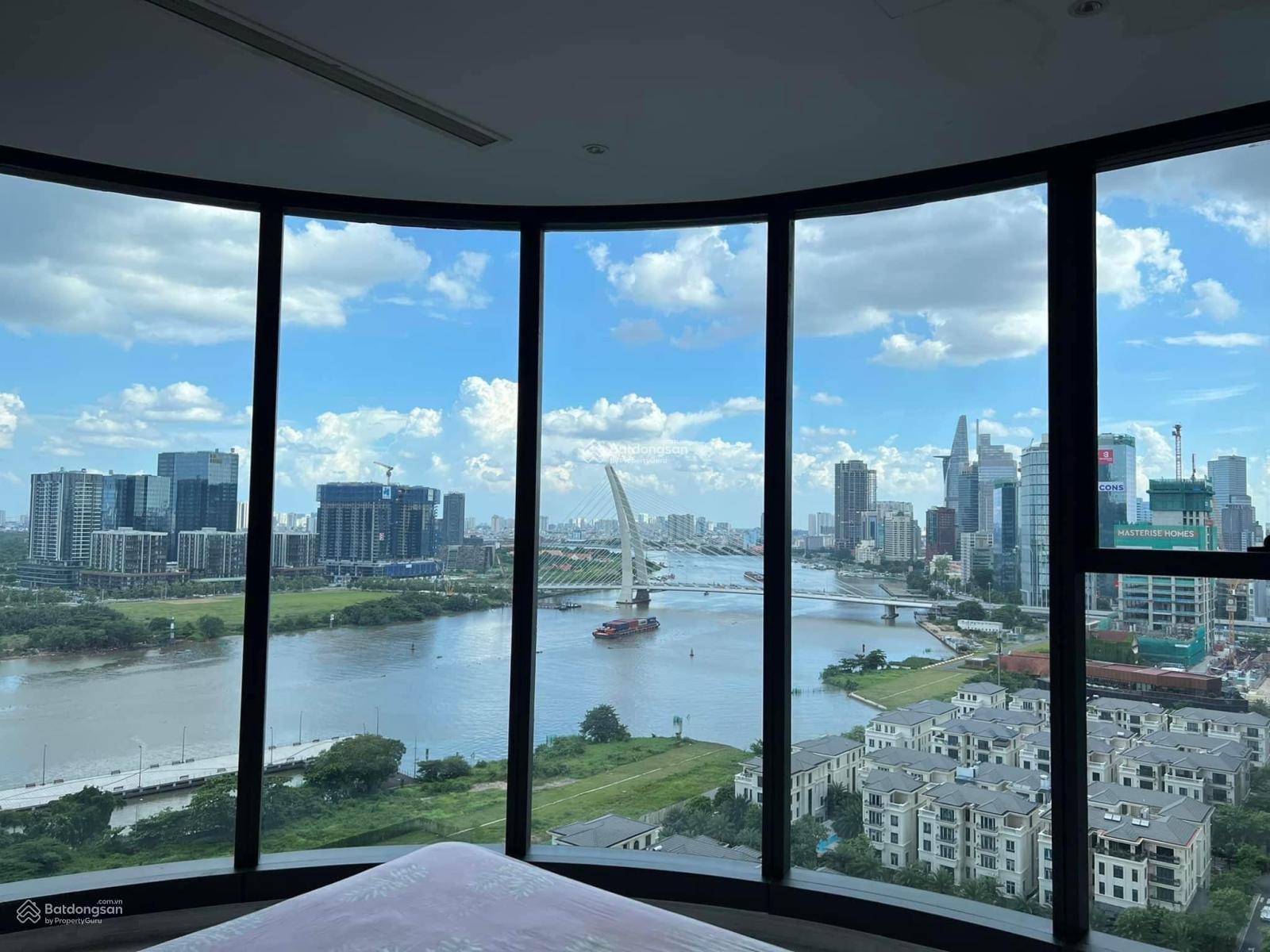 Vinhome Golden River - 3 Bedrooms