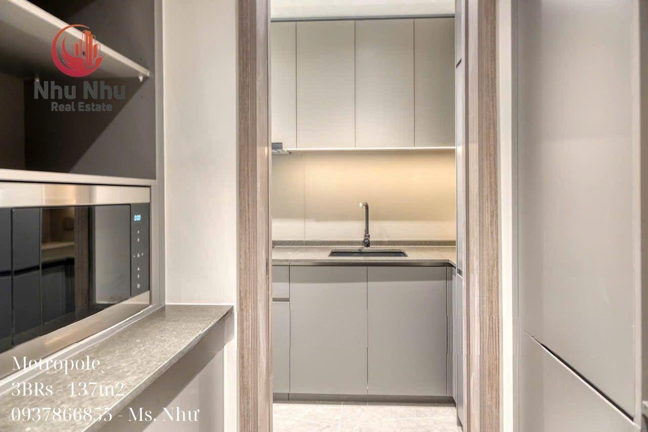 Metrople 3 Bedrooms