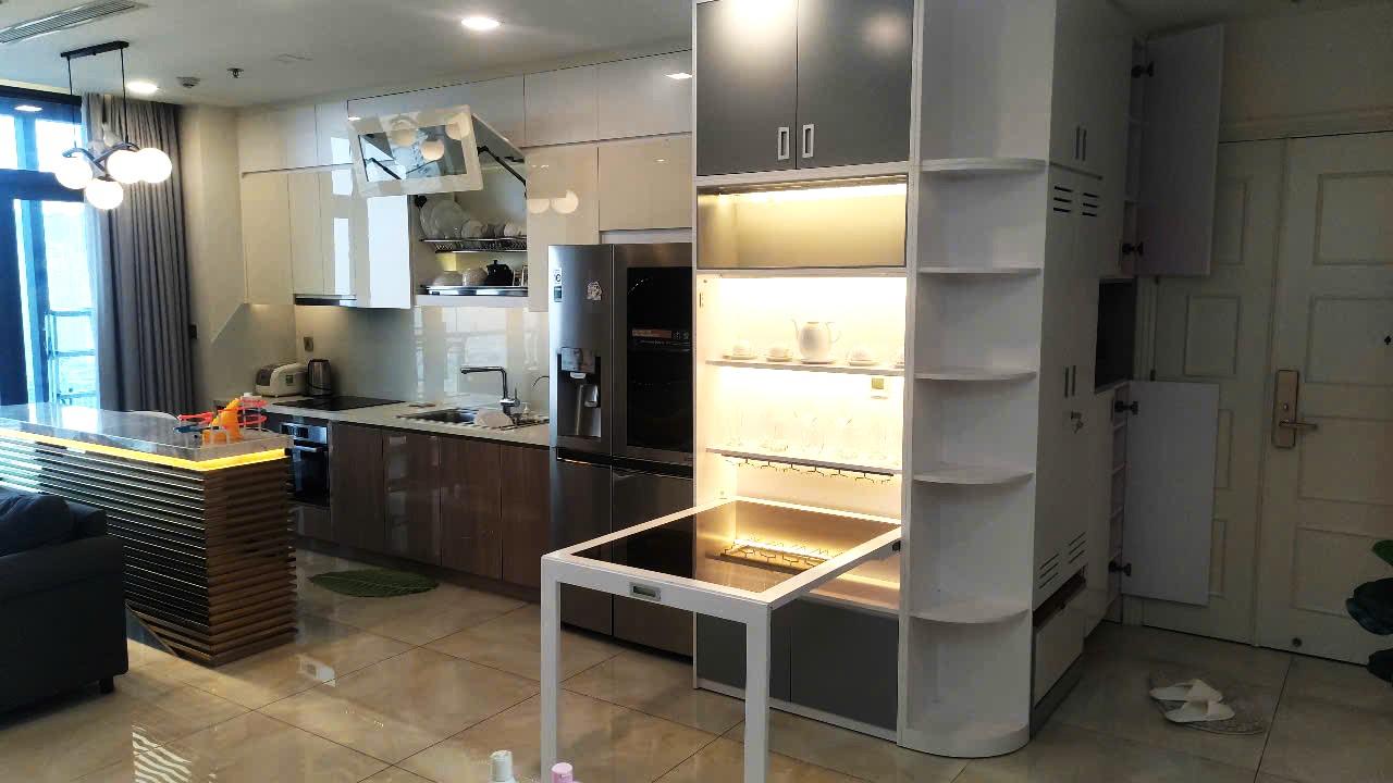 Vinhome Golden River 3 Bedrooms