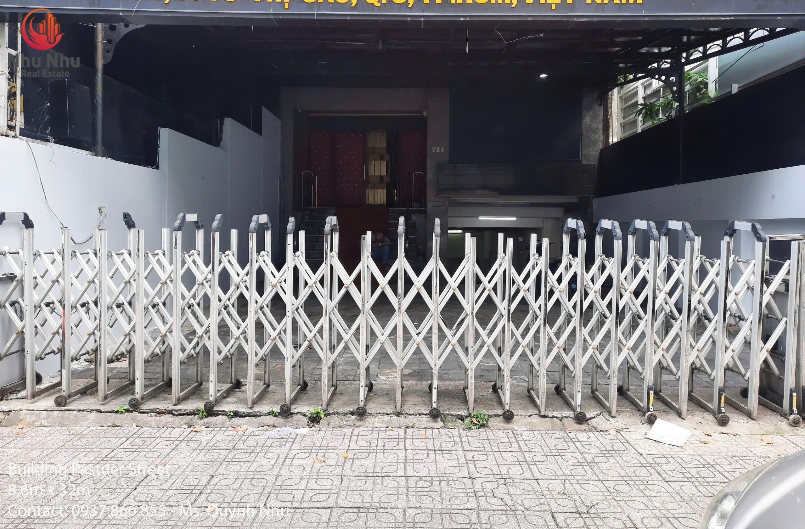 Townhouse in Pastuer, District 3