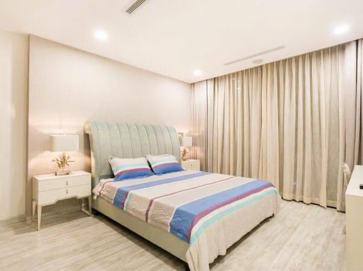 Vinhome Golden River 3 Bedrooms