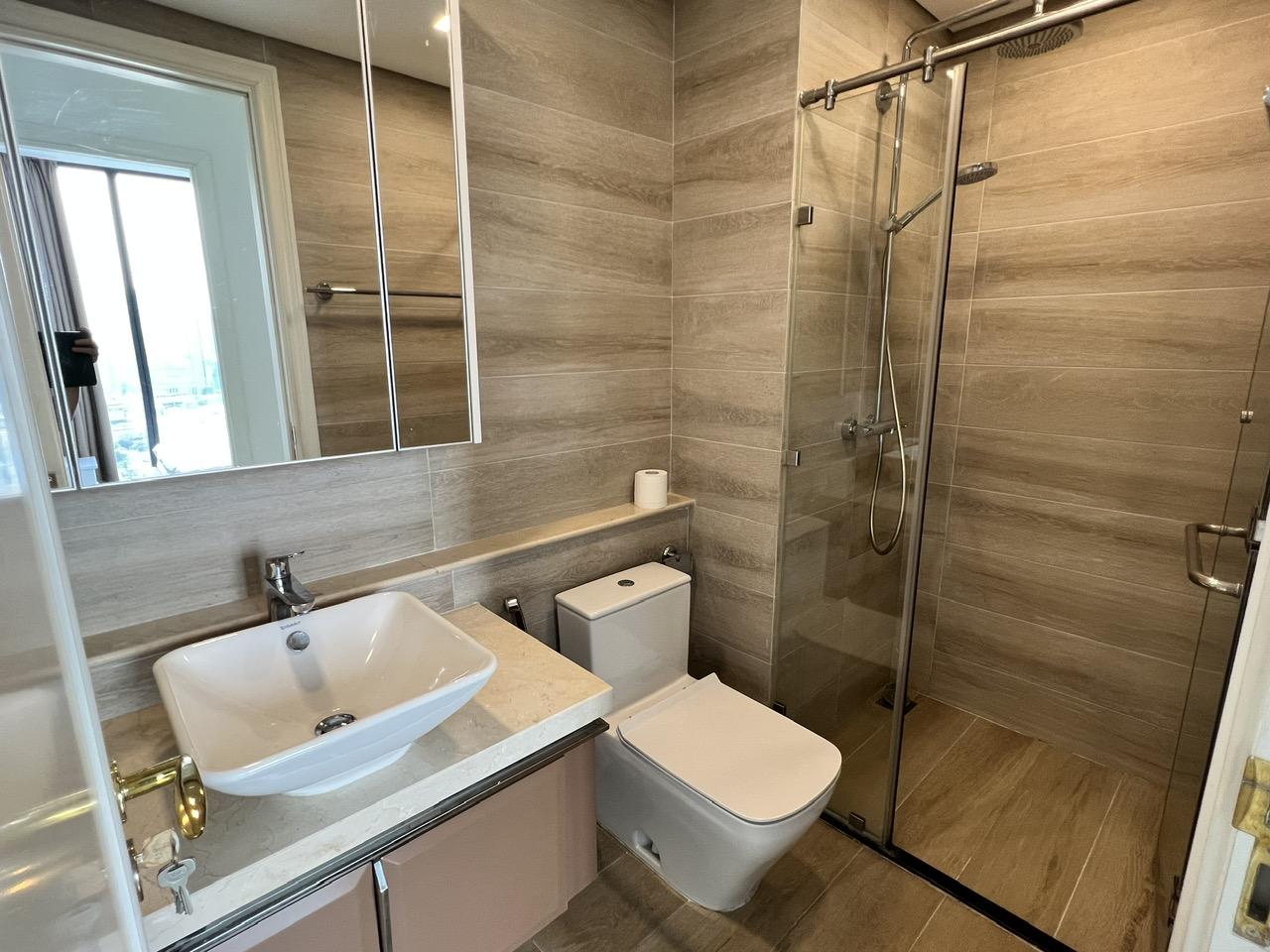 Vinhome Golden River - 2 Bedrooms