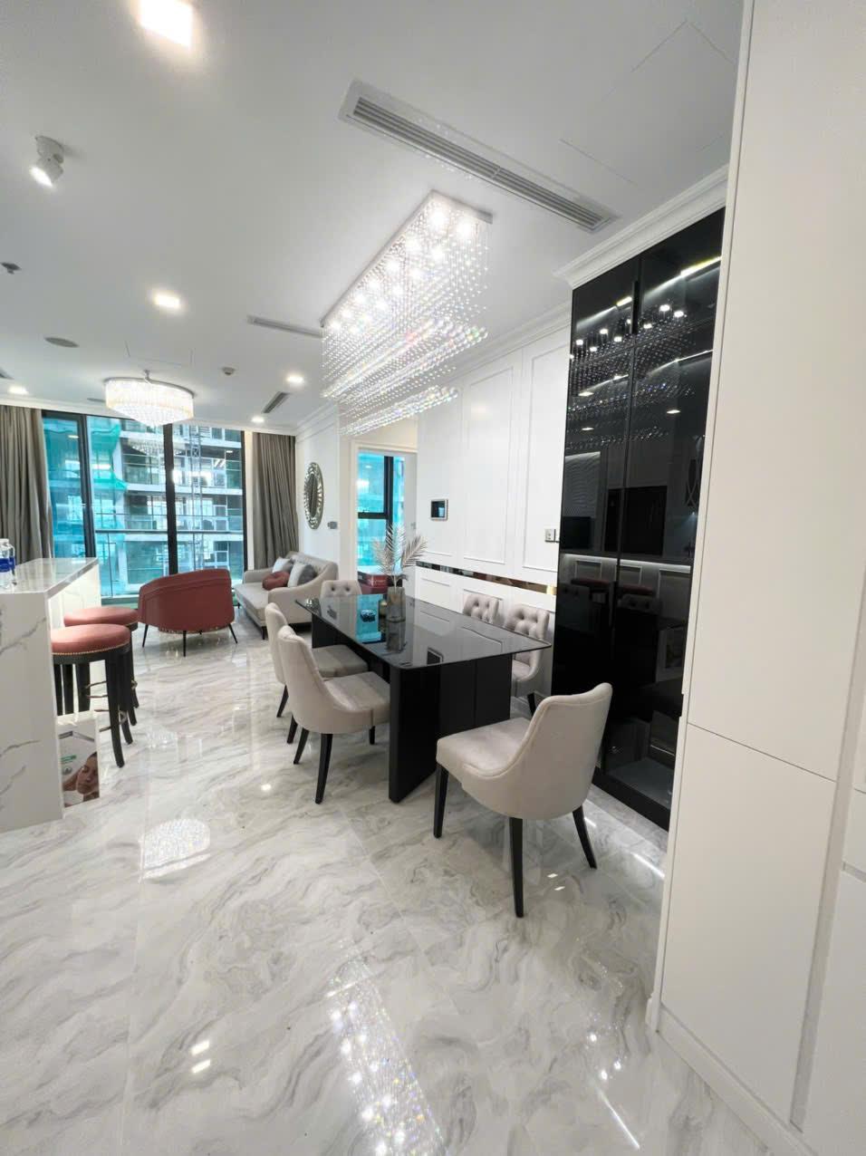 Vinhome Golden River 2 Bedrooms