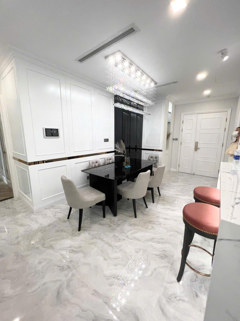 Vinhome Golden River 2 Bedrooms
