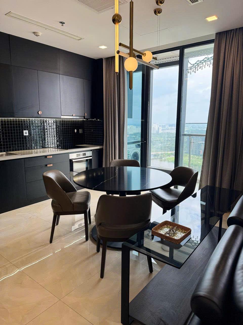 Vinhome Golden River 3 Bedrooms