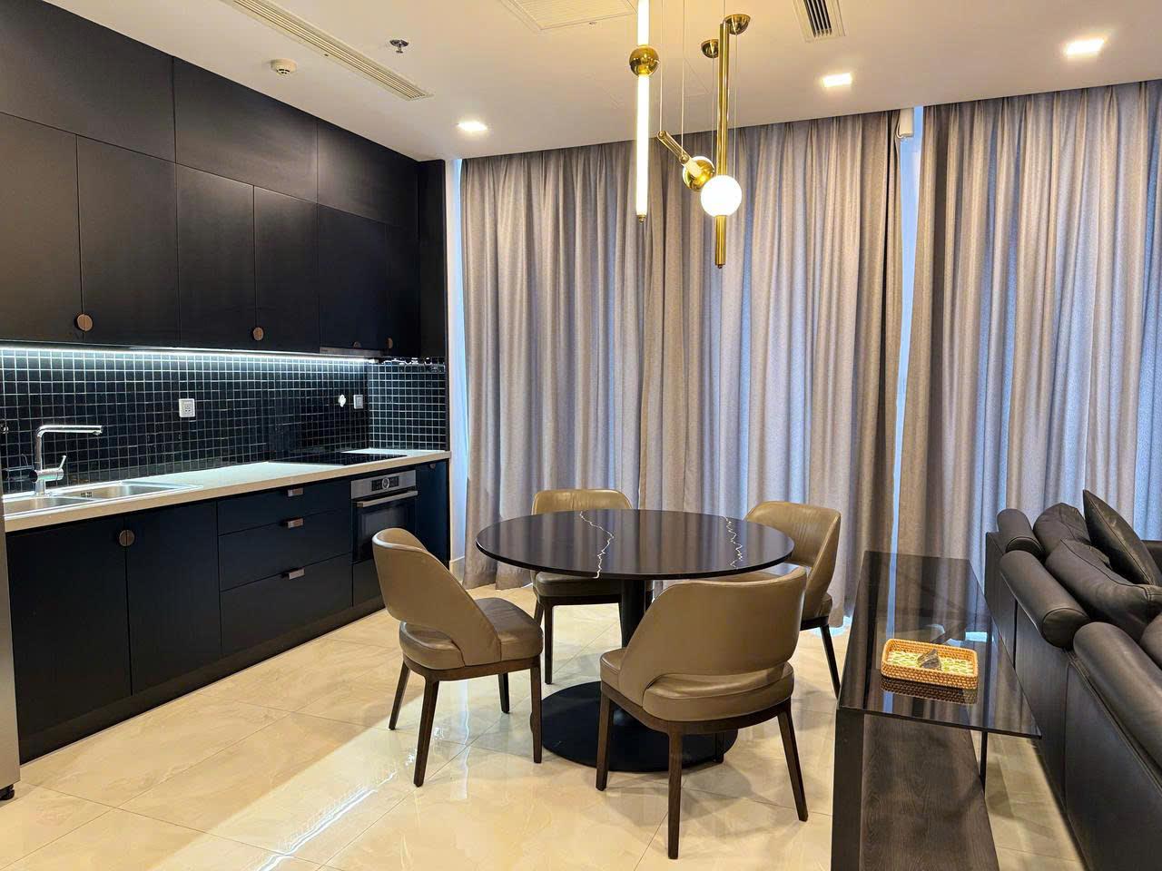 Vinhome Golden River 3 Bedrooms