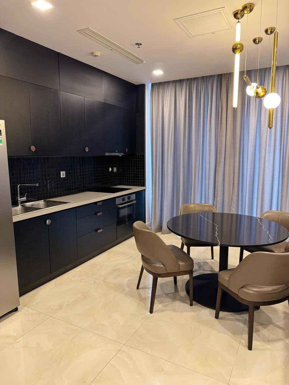 Vinhome Golden River 3 Bedrooms