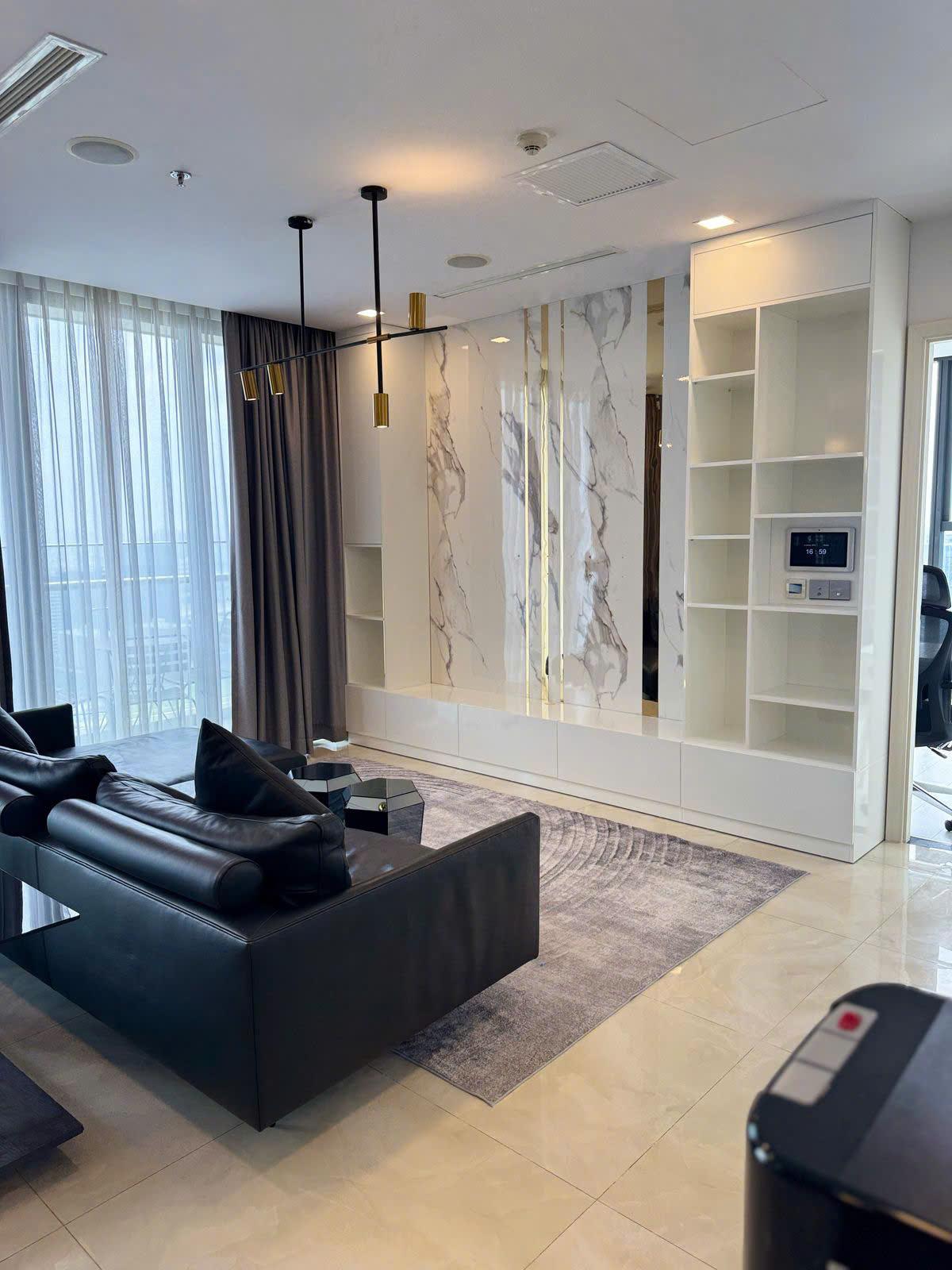 Vinhome Golden River 3 Bedrooms