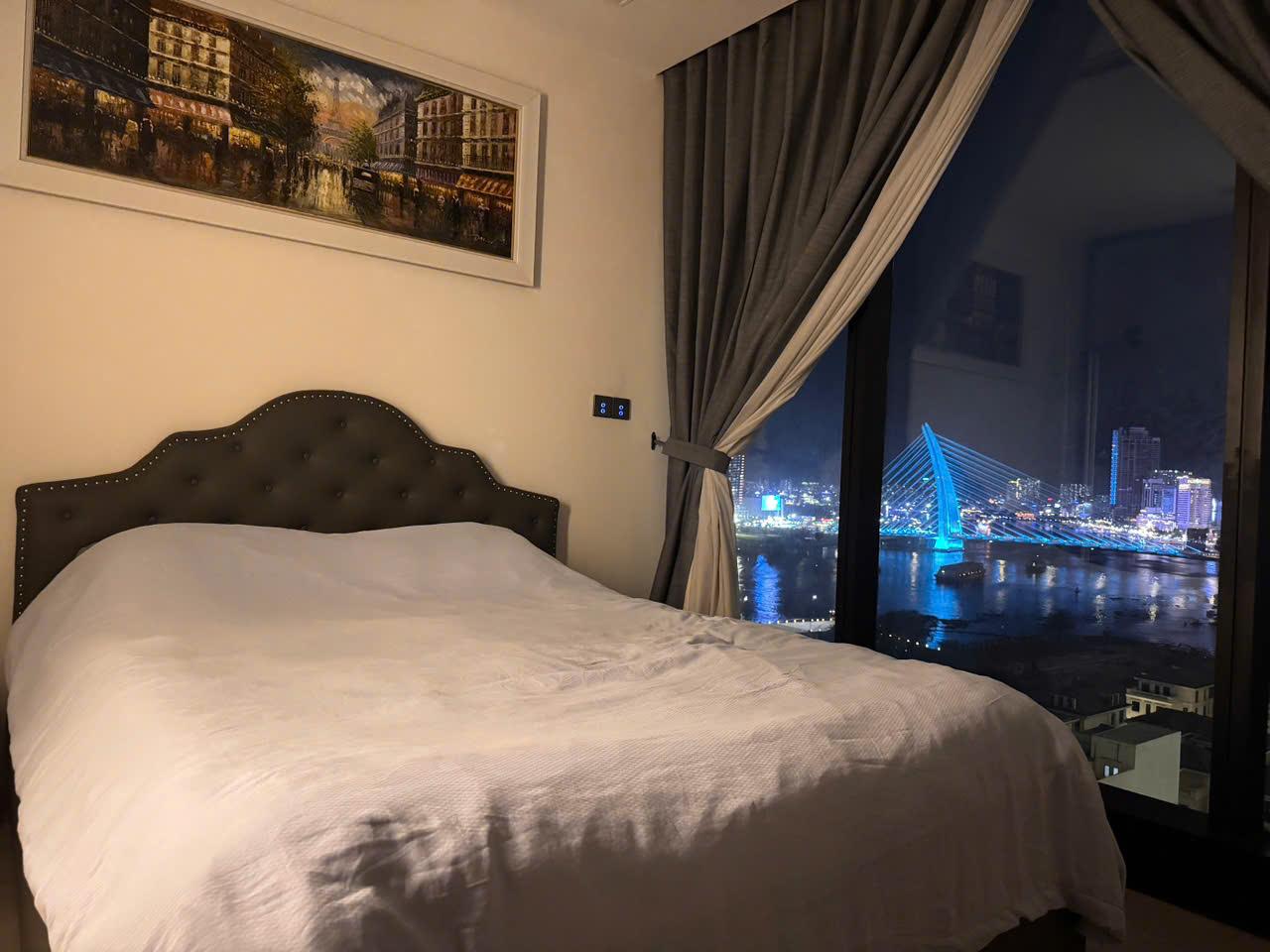 Vinhome Golden River - 2 Bedrooms
