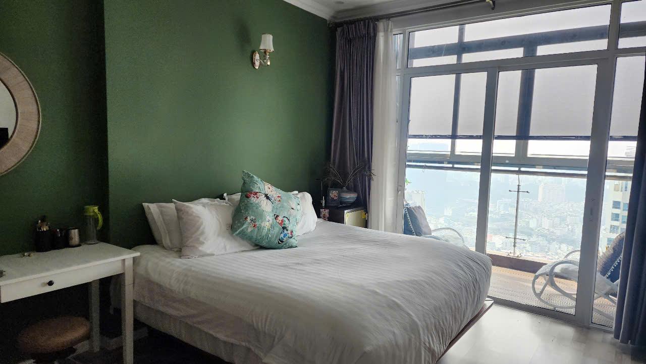 Vinhomes Central Park - Penthouse 3 Bedrooms Plus