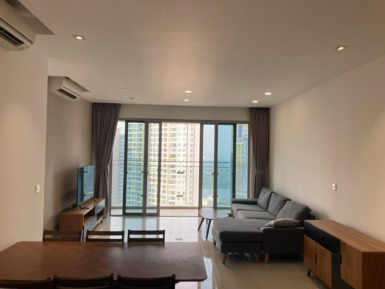 The Estella - 3 Bedrooms