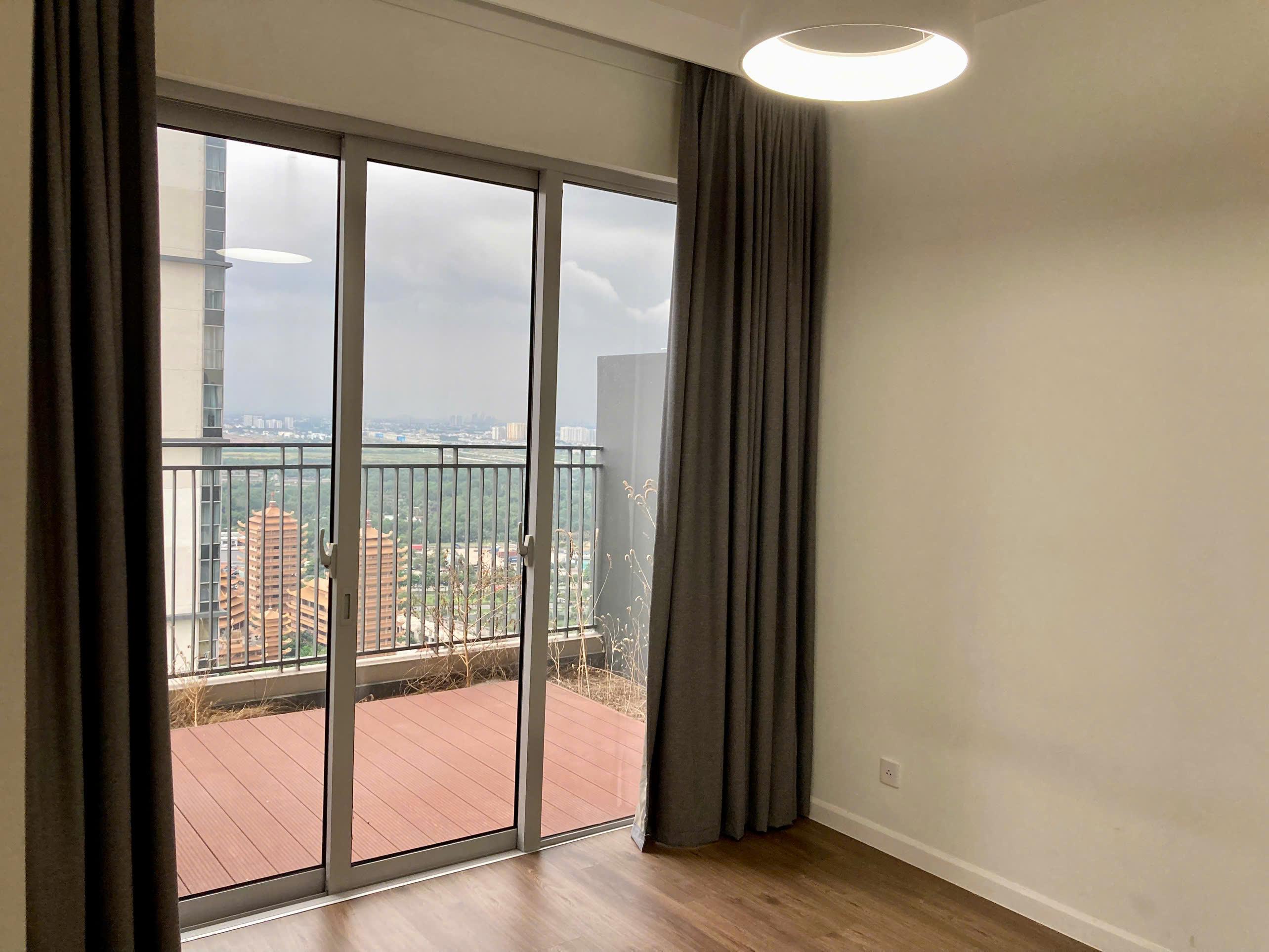 The Estella - 3 Bedrooms