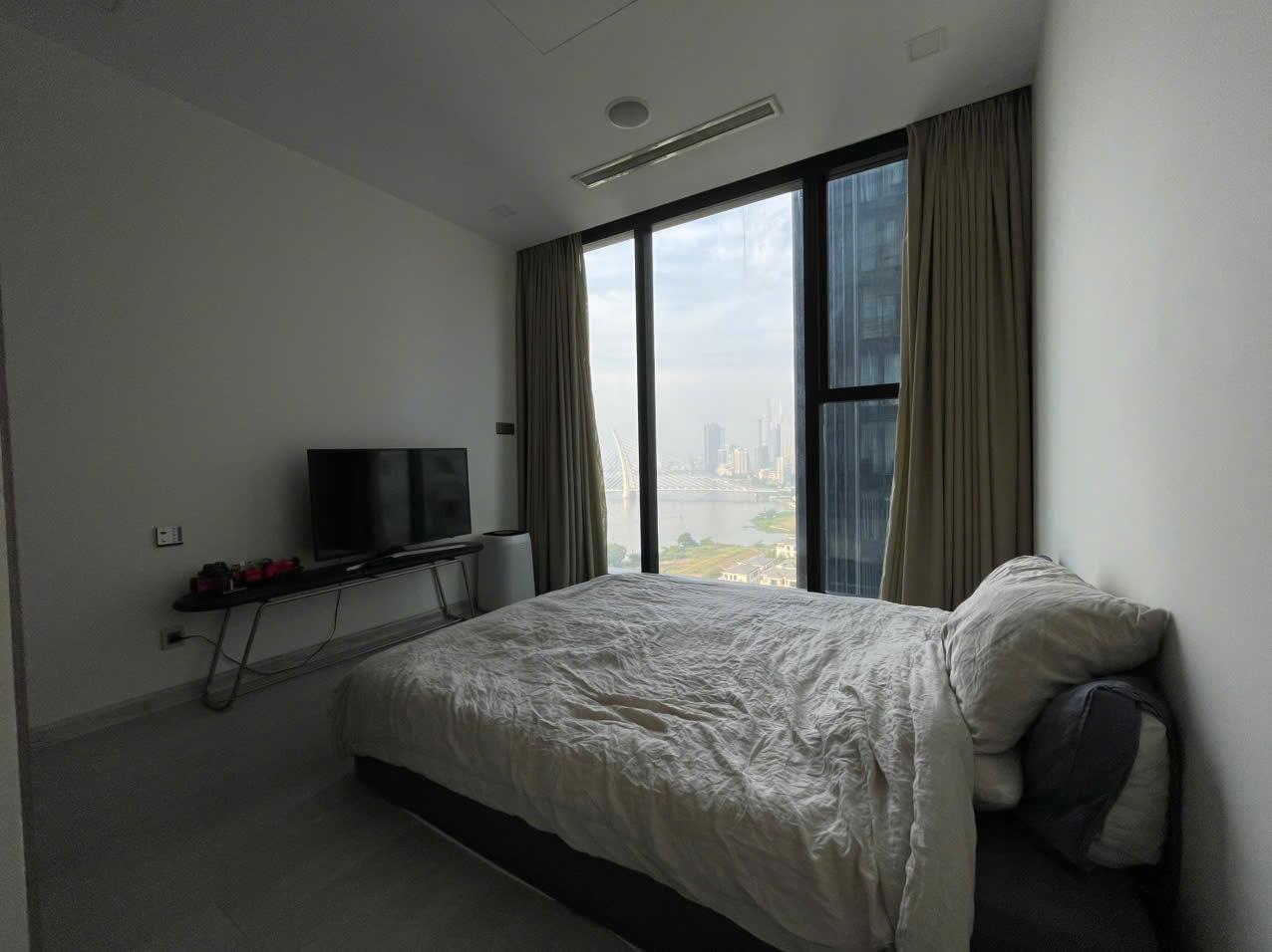 Vinhome Golden River - 2 Bedrooms