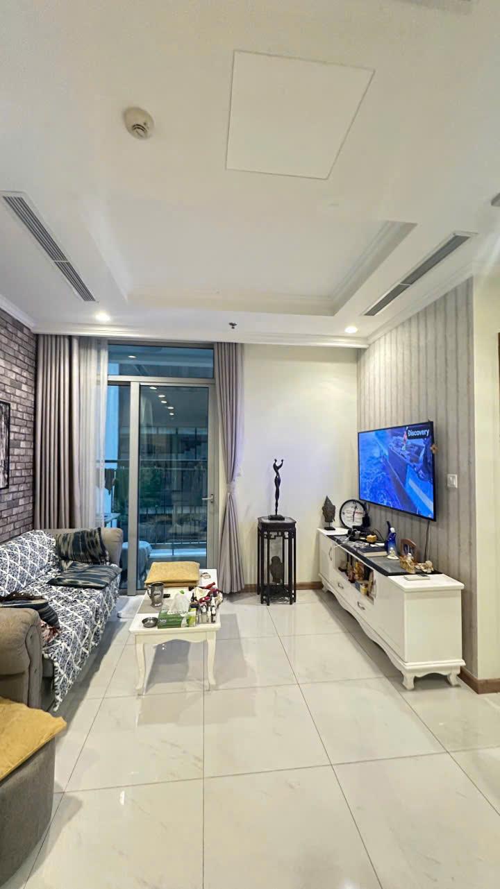 Vinhomes Central Park - 2 Bedrooms