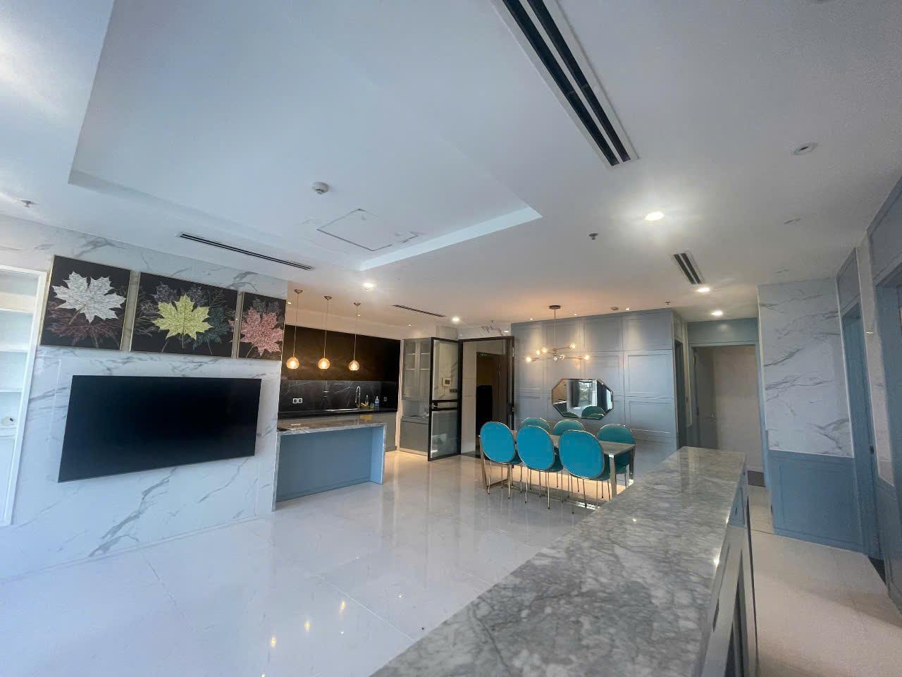 Vinhomes Central Park - 4 Bedrooms