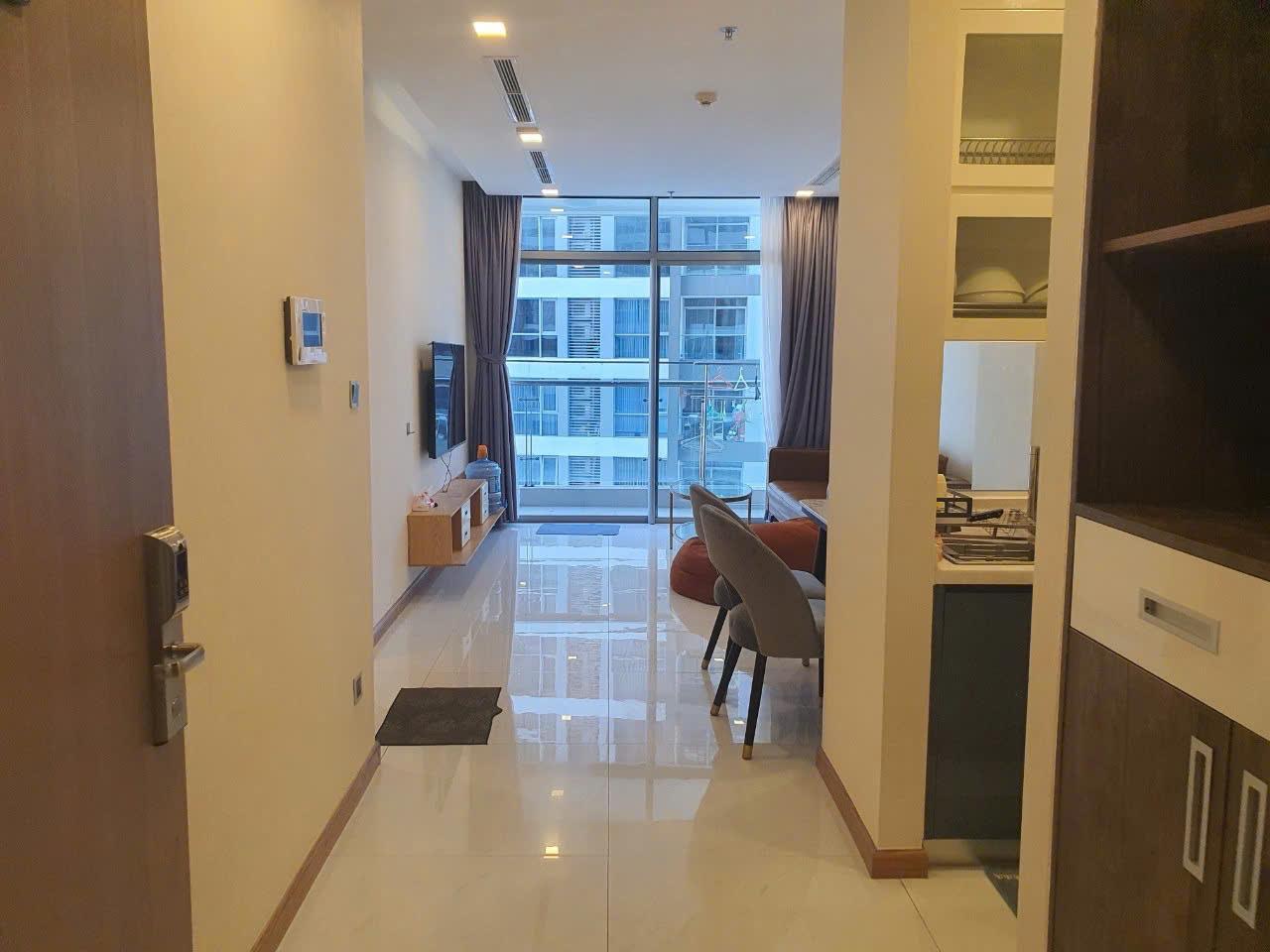 Vinhomes Central Park - 2 Bedrooms