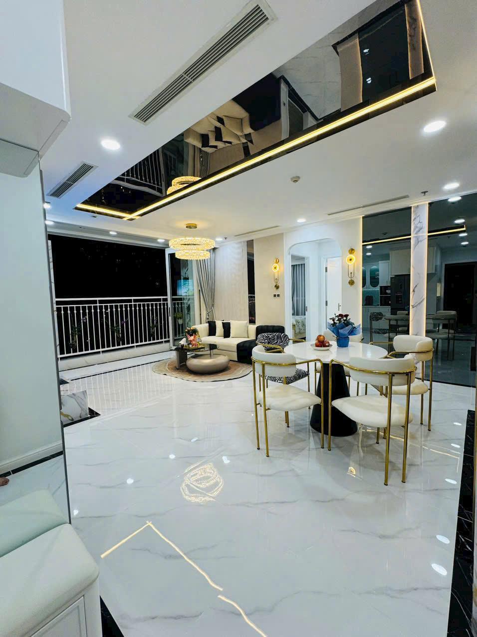 Vinhomes Central Park - 3 Bedrooms