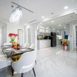 Vinhomes Central Park - 3 Bedrooms