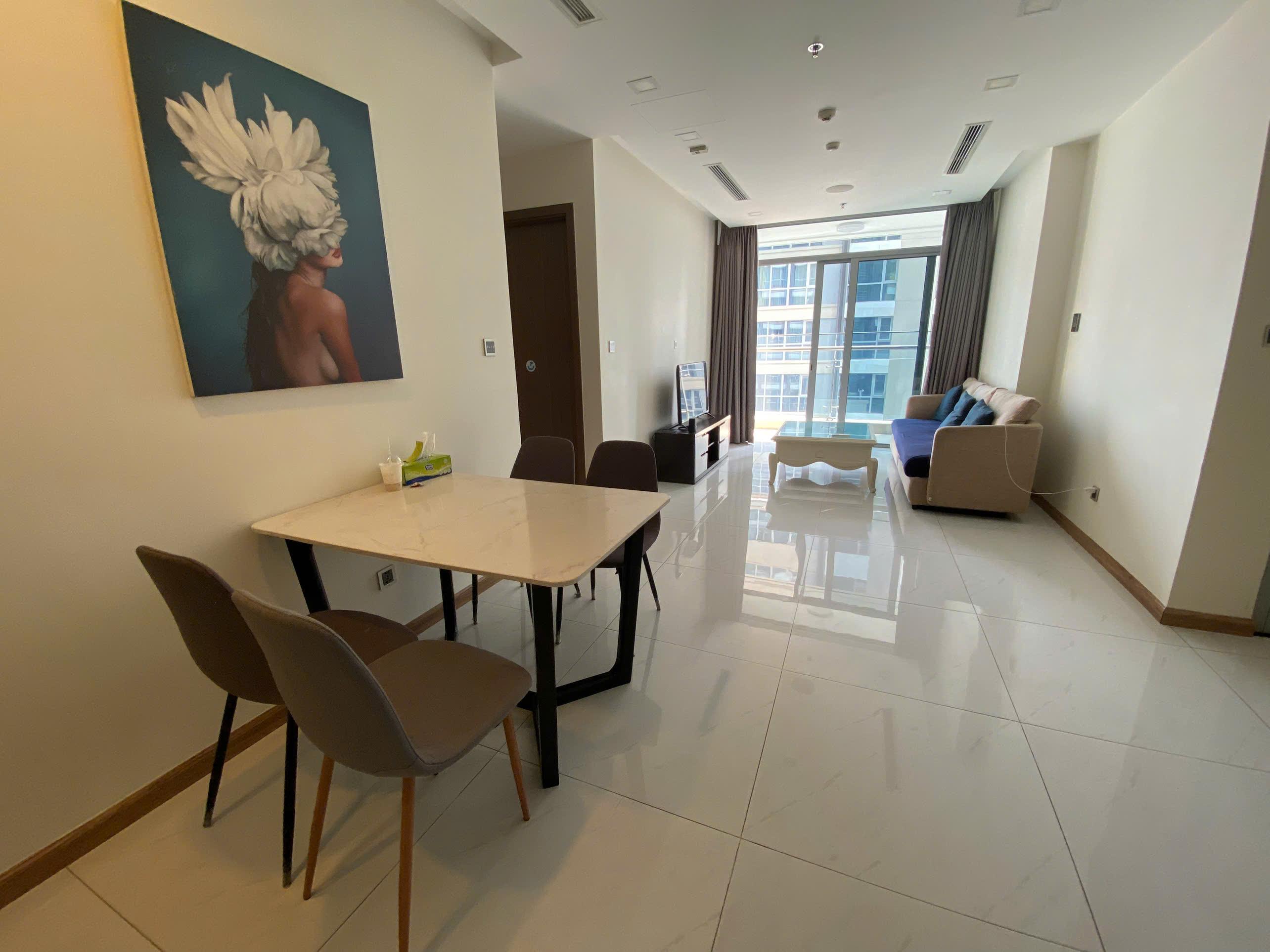 Vinhomes Central Park - 2 Bedrooms