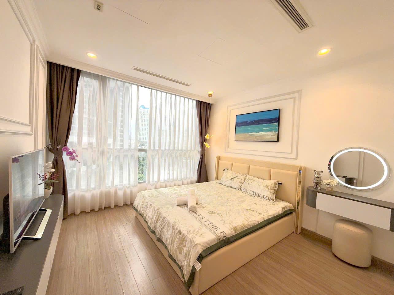 Vinhomes Central Park - 3 Bedrooms