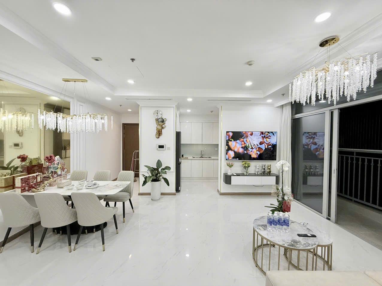 Vinhomes Central Park - 3 Bedrooms