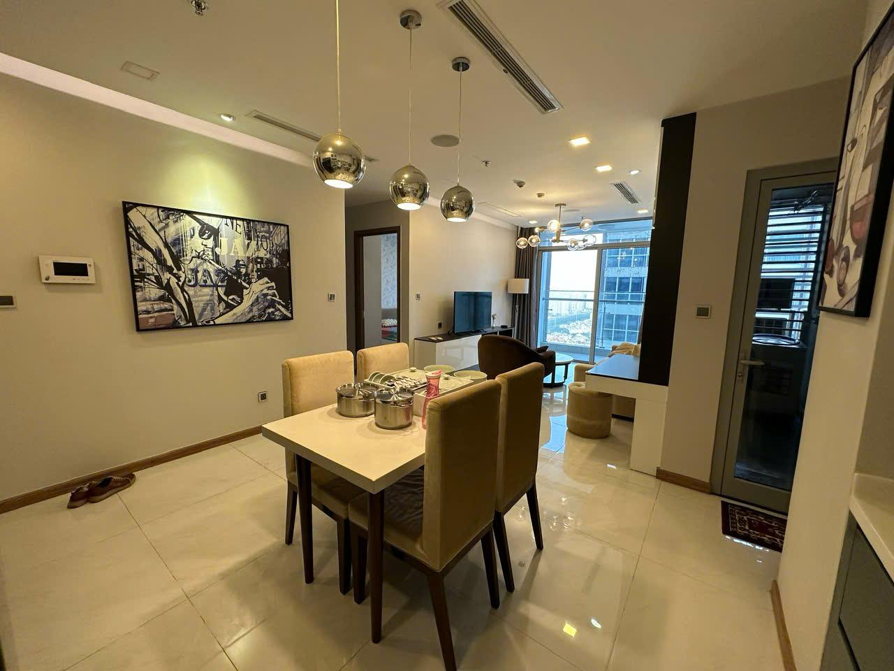 Vinhomes Central Park - 2 Bedrooms