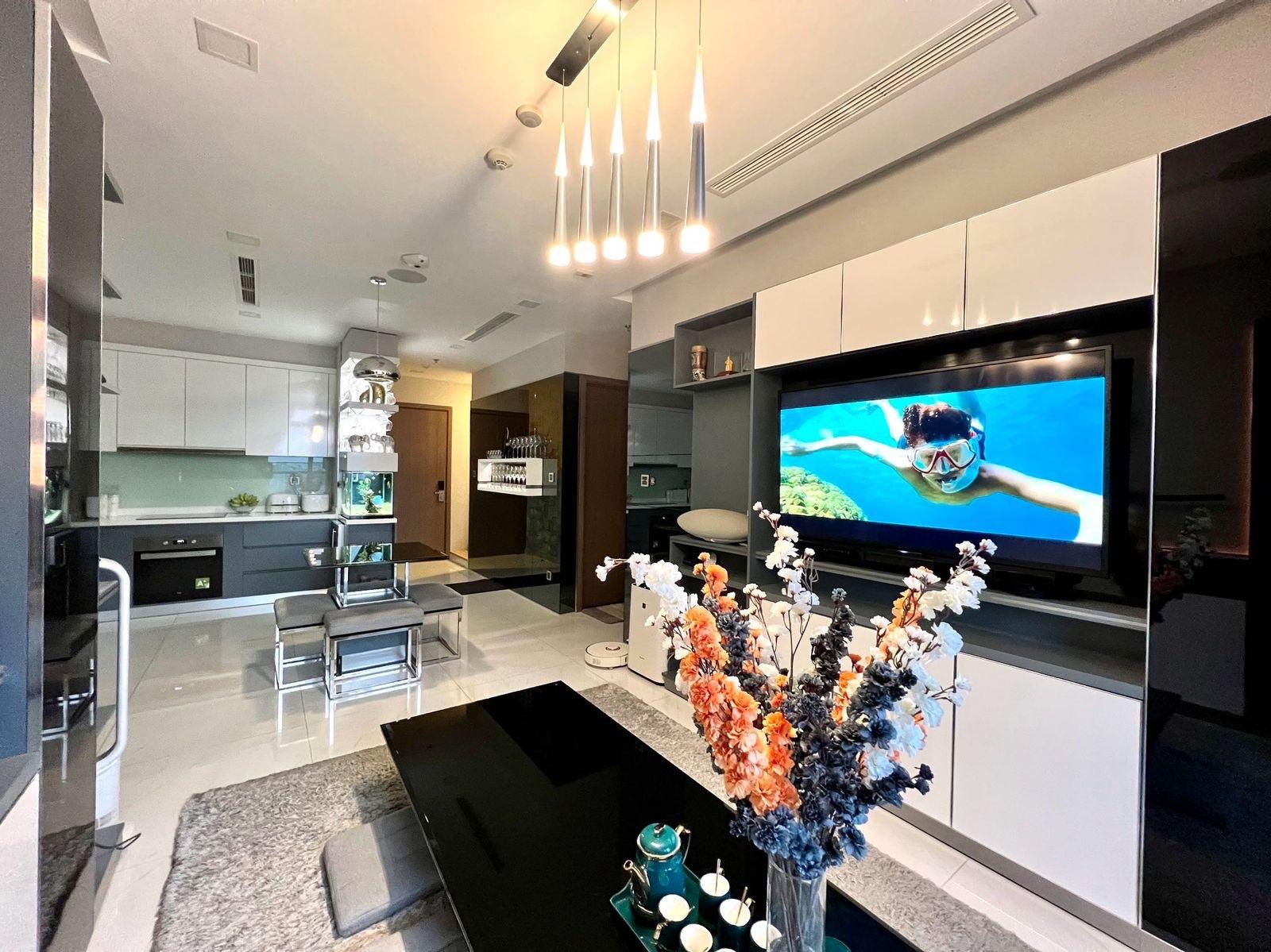 Vinhomes Central Park - 2 Bedrooms