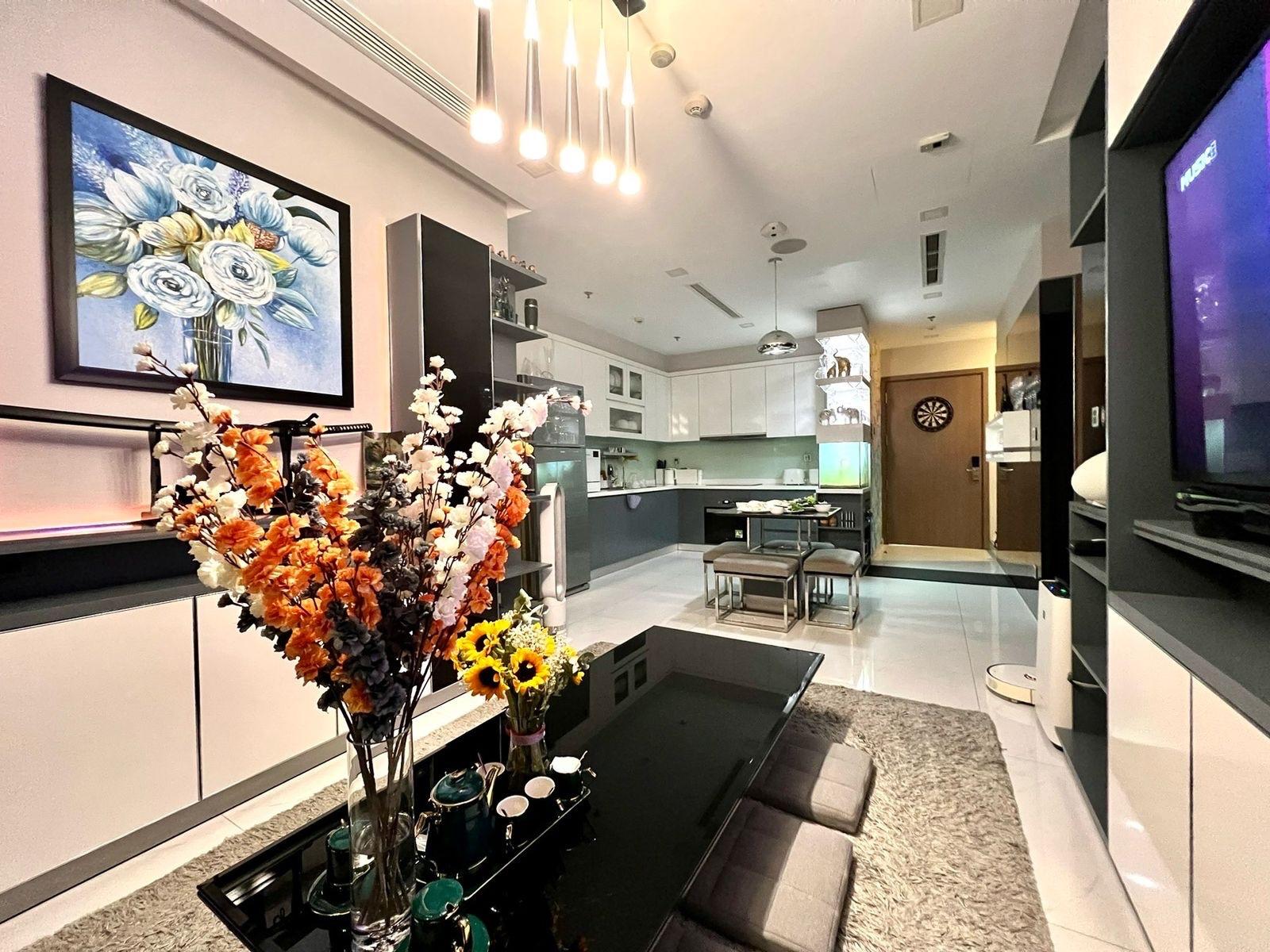 Vinhomes Central Park - 2 Bedrooms