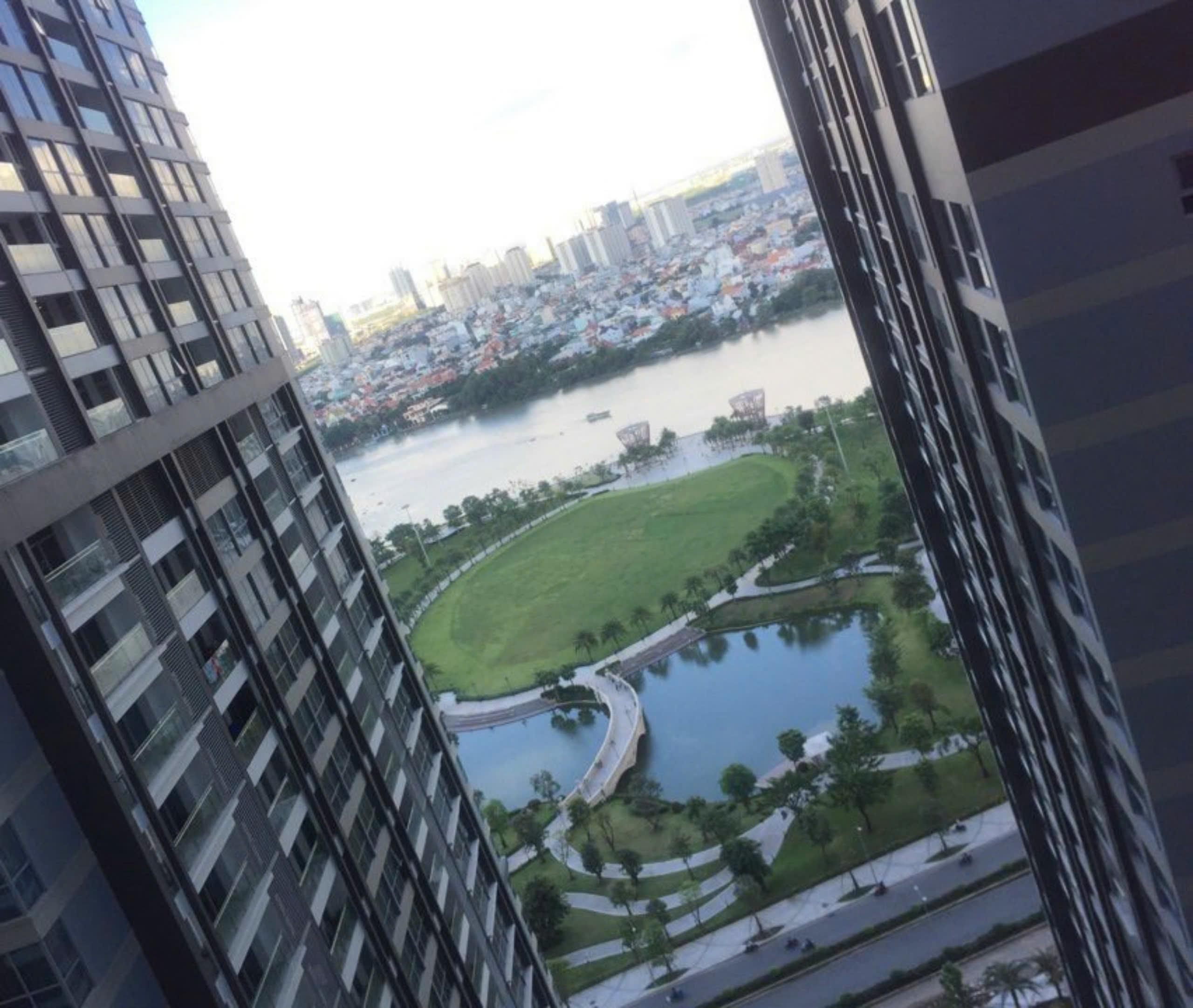 Vinhomes Central Park - 2 Bedrooms