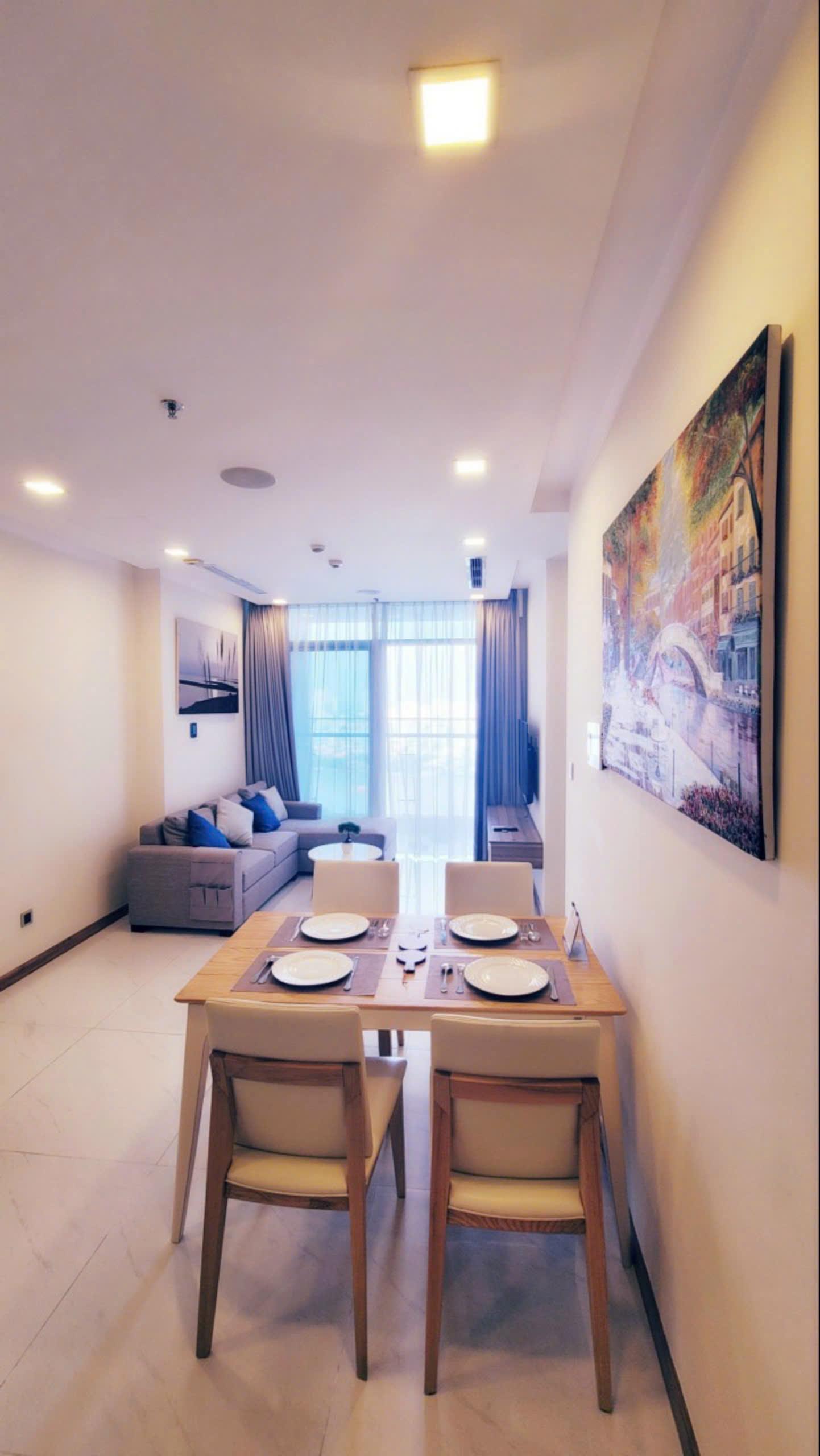 Vinhomes Central Park - 2 Bedrooms