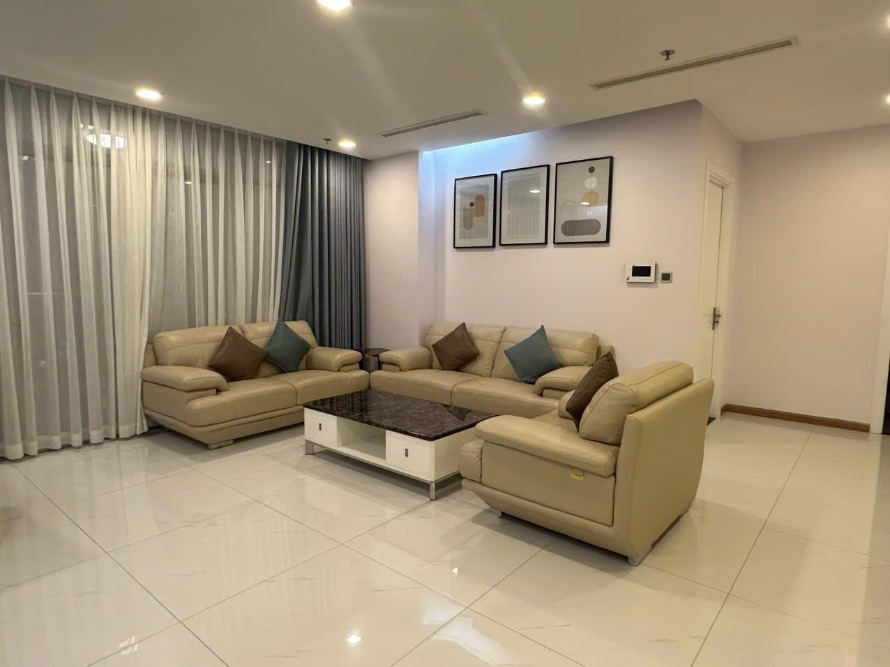 Vinhomes Central Park - 4 Bedrooms