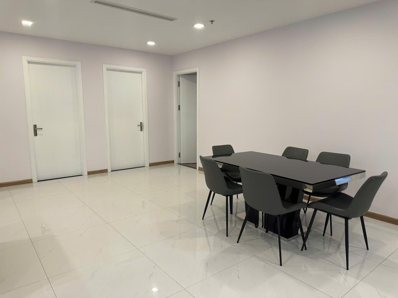 Vinhomes Central Park - 4 Bedrooms