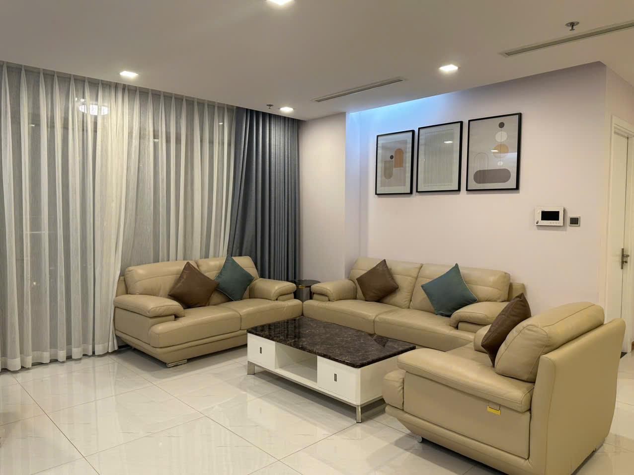 Vinhomes Central Park - 4 Bedrooms