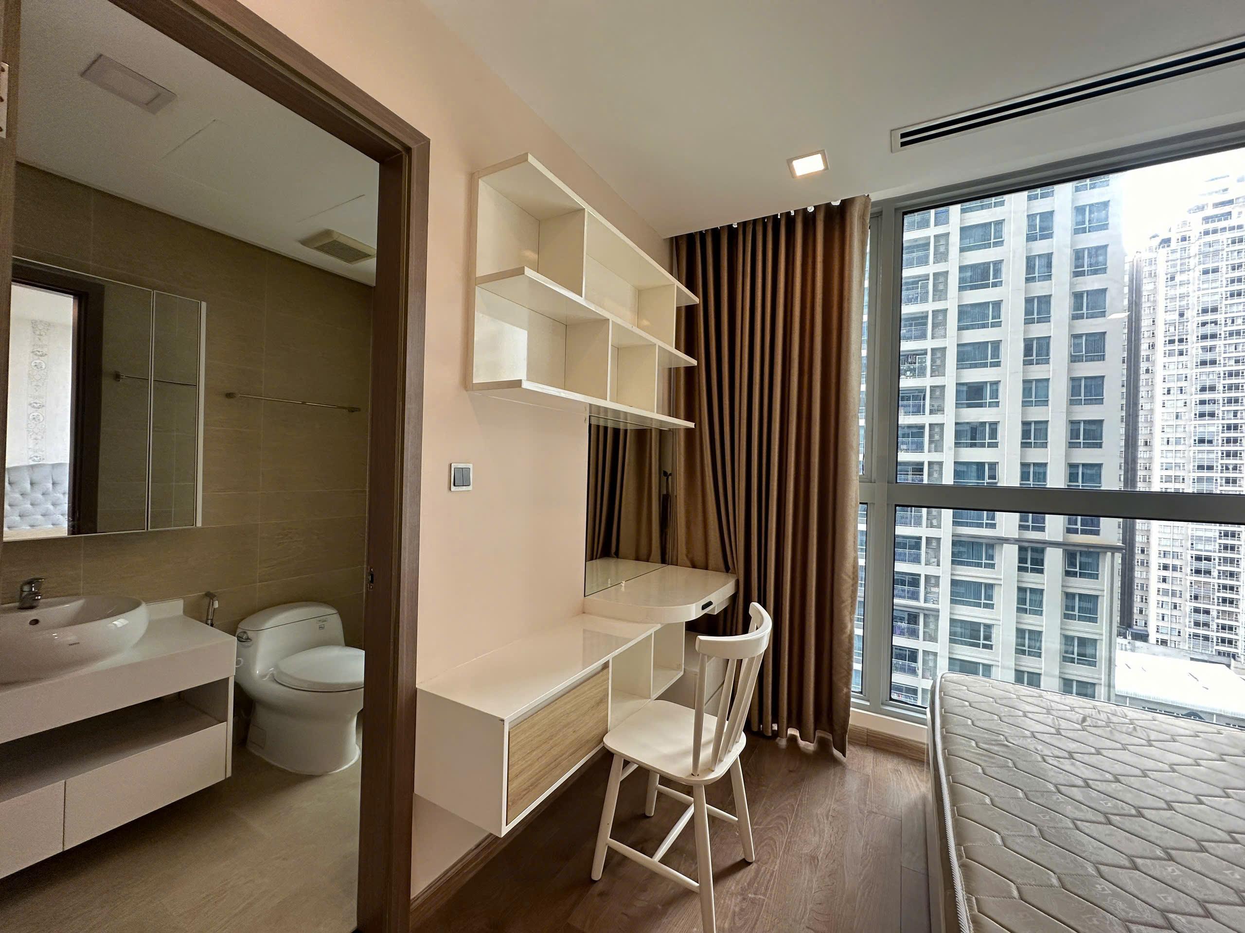 Vinhomes Central Park - 2 Bedrooms