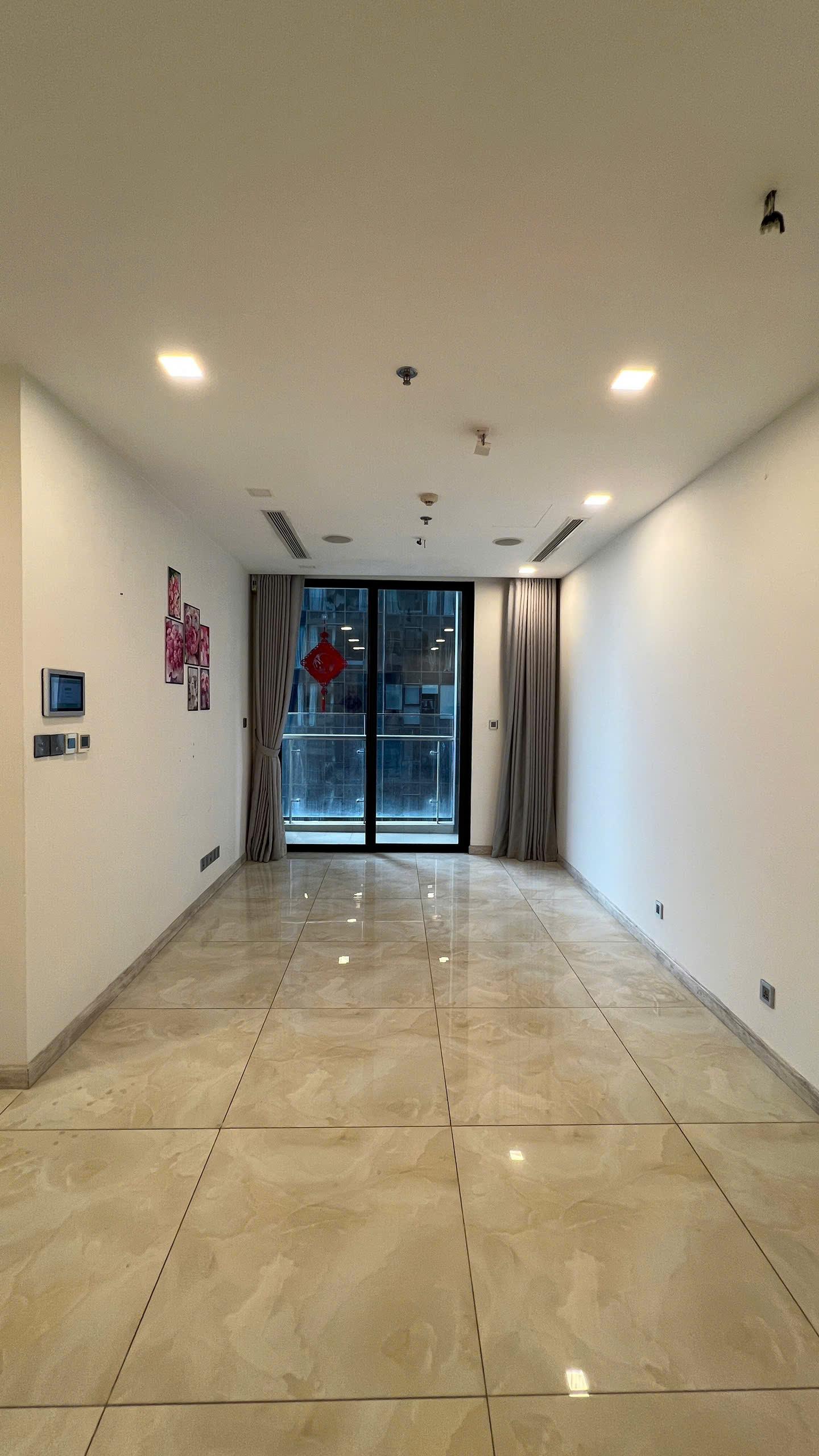 Vinhome Golden River - 1 Bedroom