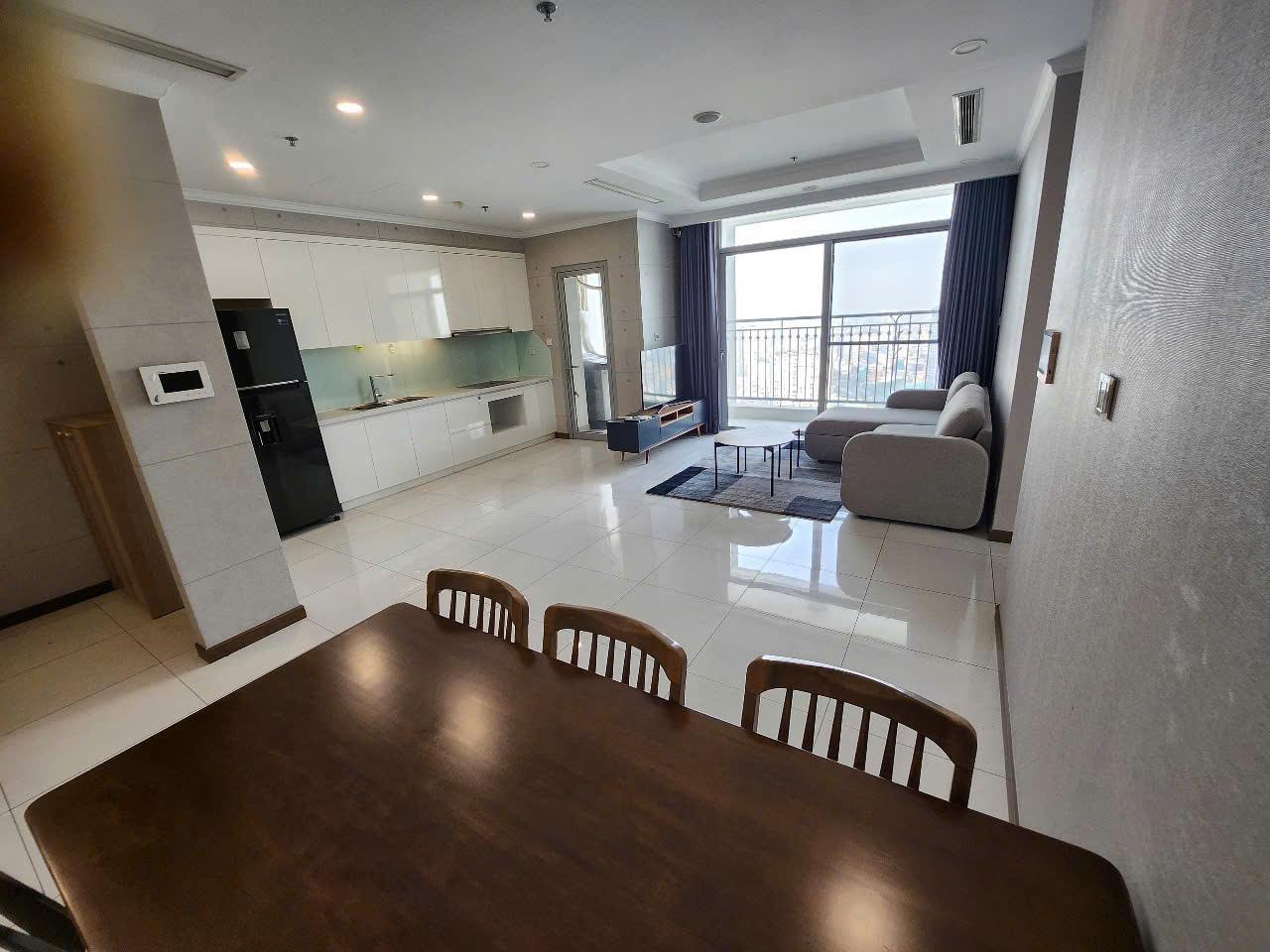 Vinhomes Central Park - 3 Bedrooms