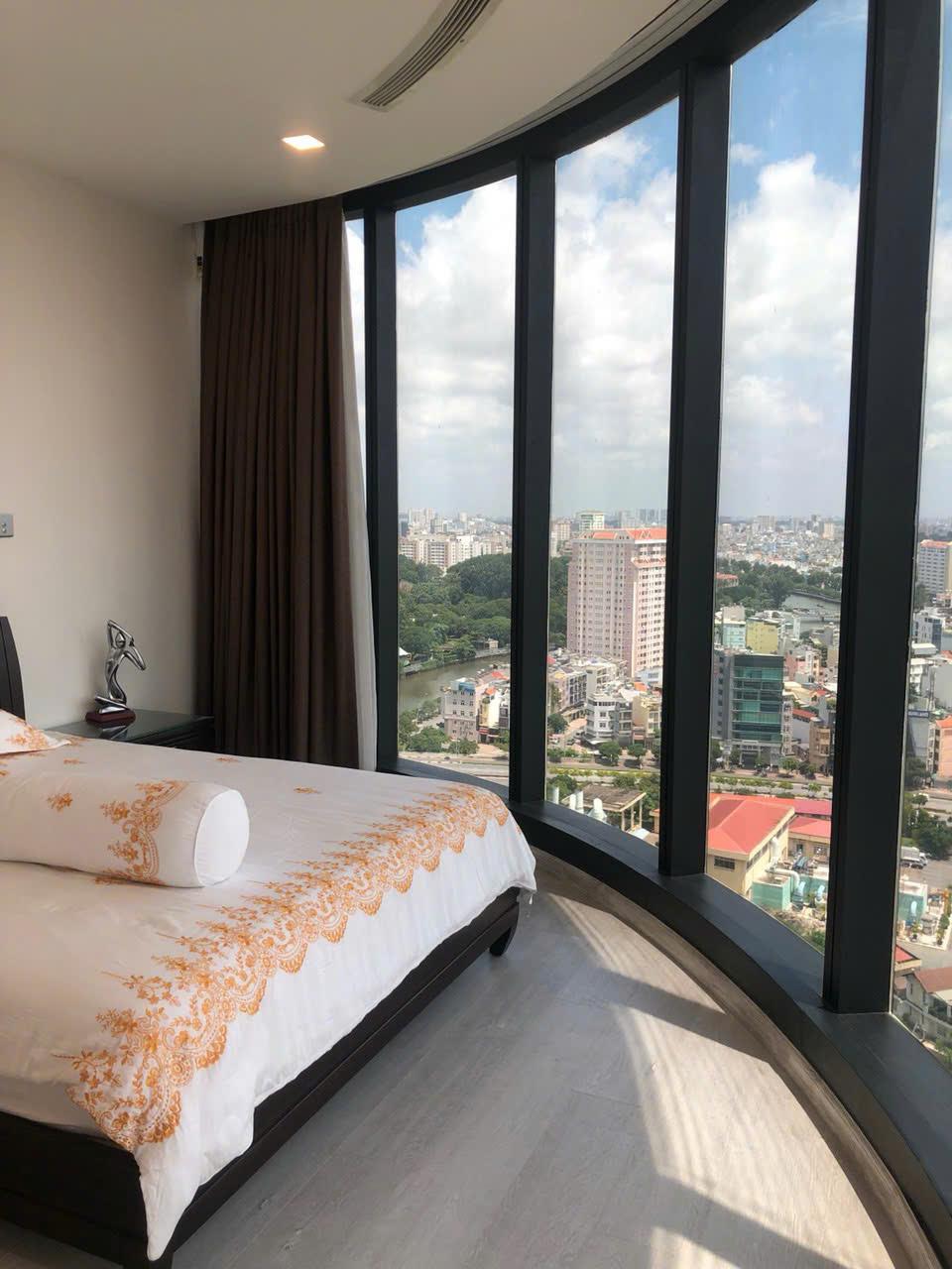 Vinhome Golden River - 3 Bedrooms