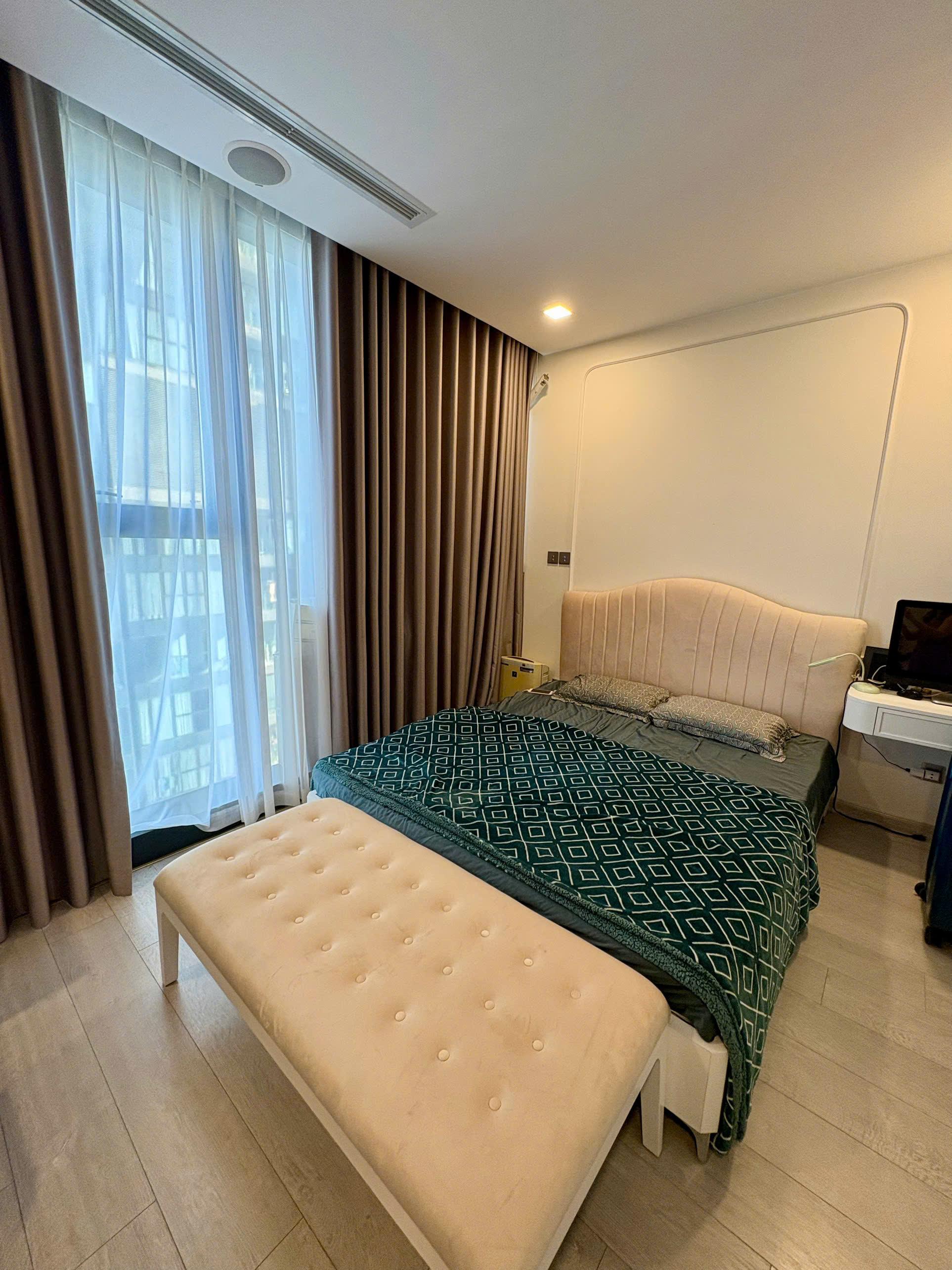 Vinhome Golden River - 3 Bedrooms