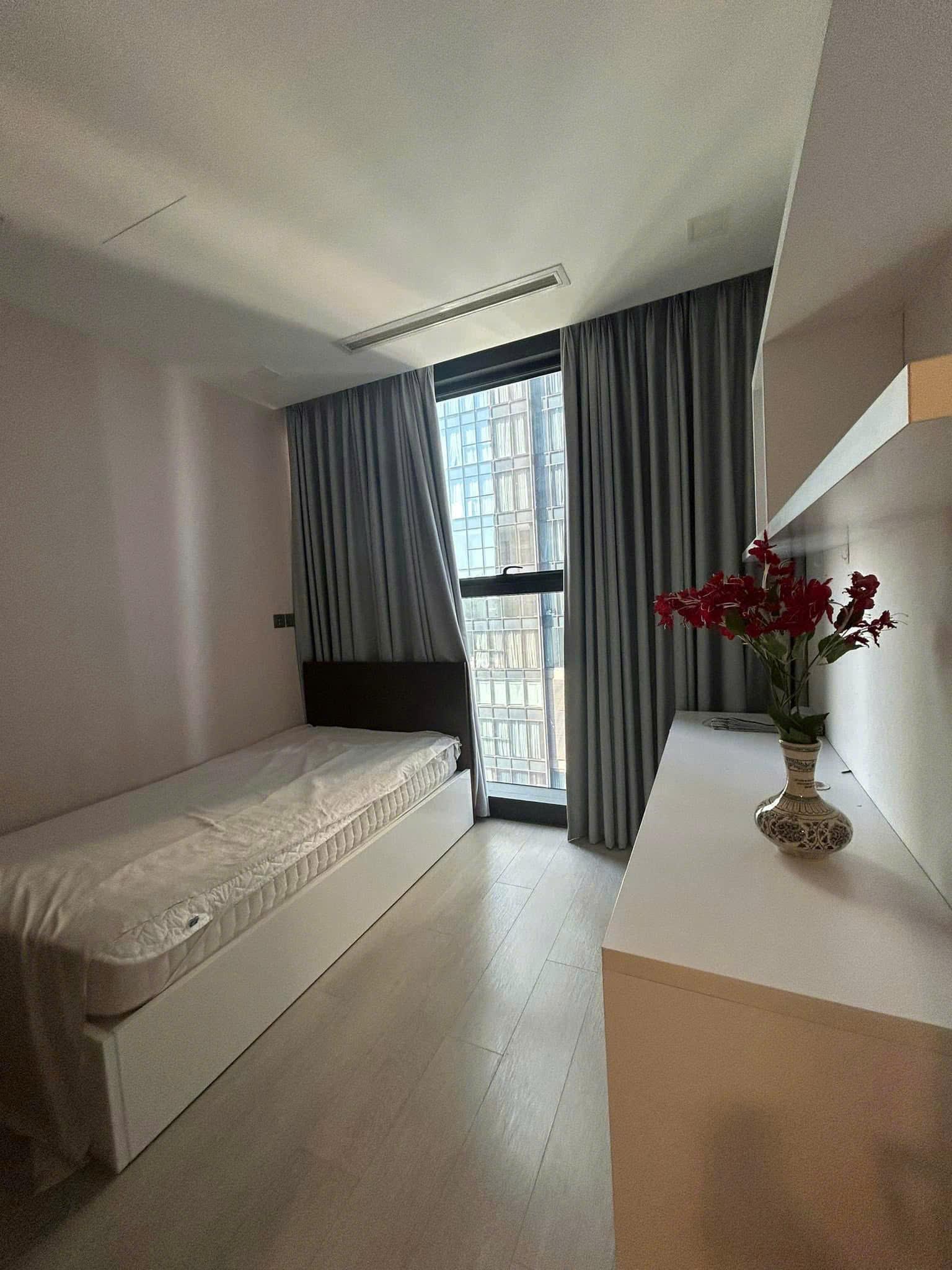 Vinhome Golden River - 2 Bedrooms