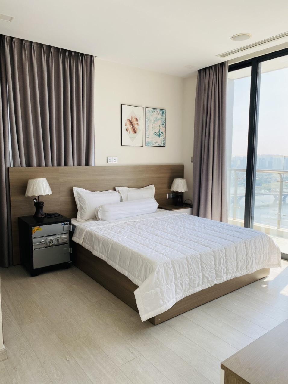 Vinhome Golden River - 3 Bedrooms