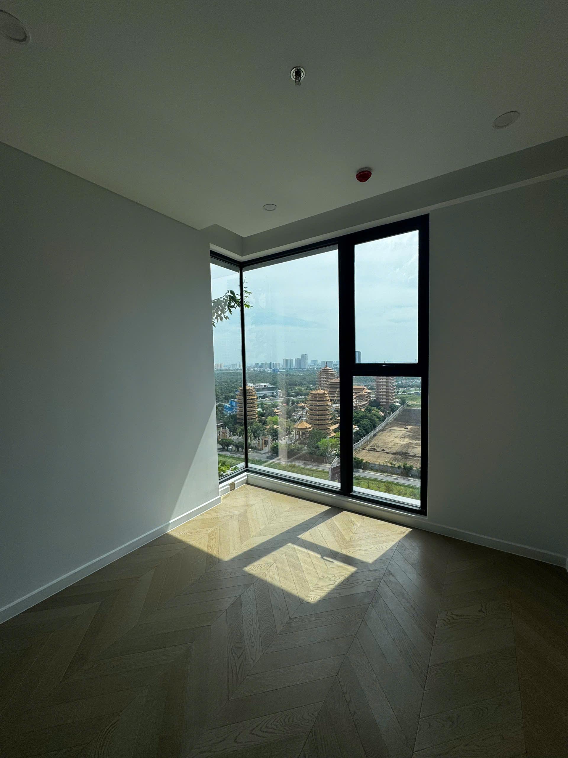 Lumiere Riverside - 2 Bedrooms
