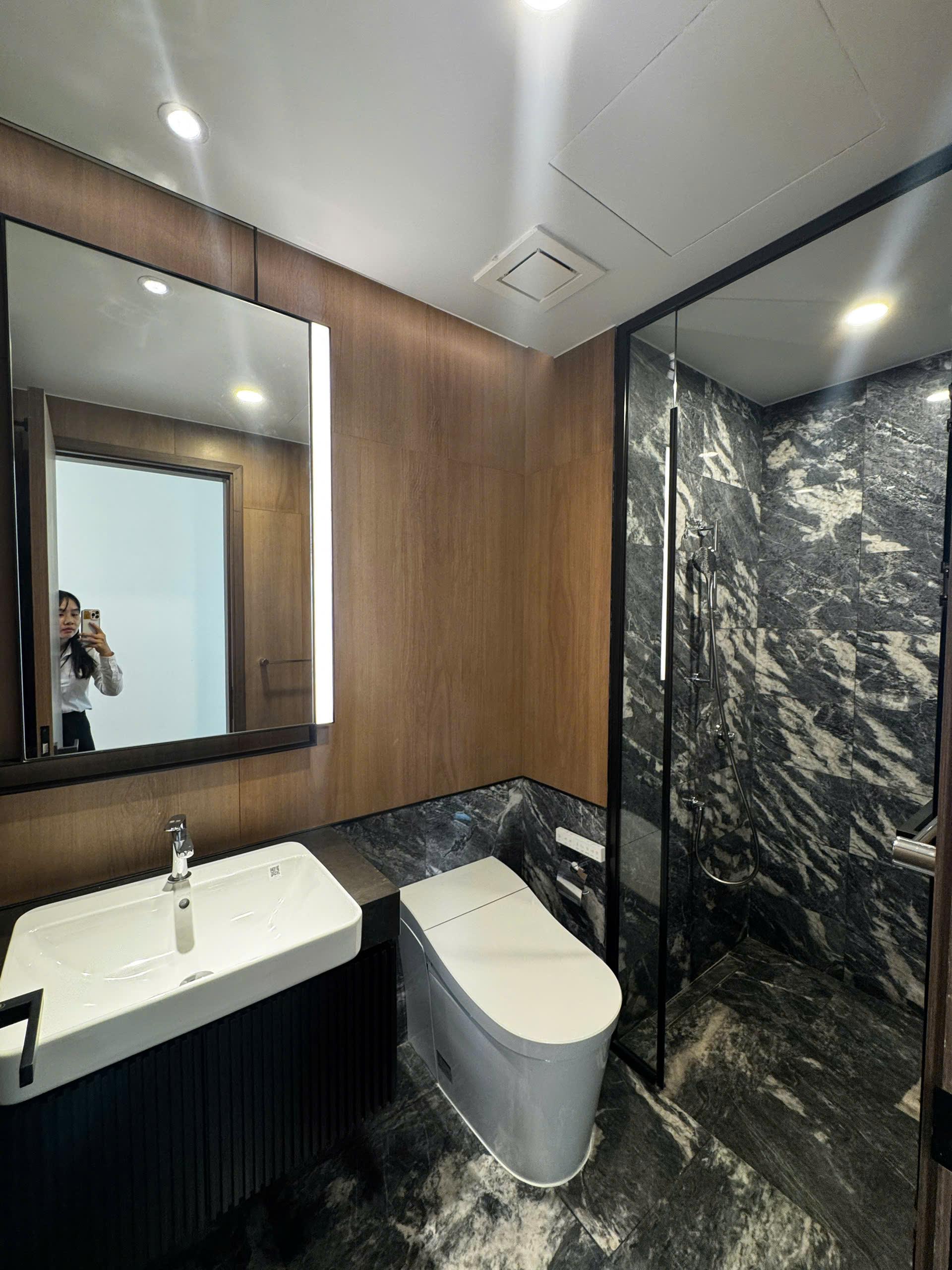 Lumiere Riverside - 2 Bedrooms