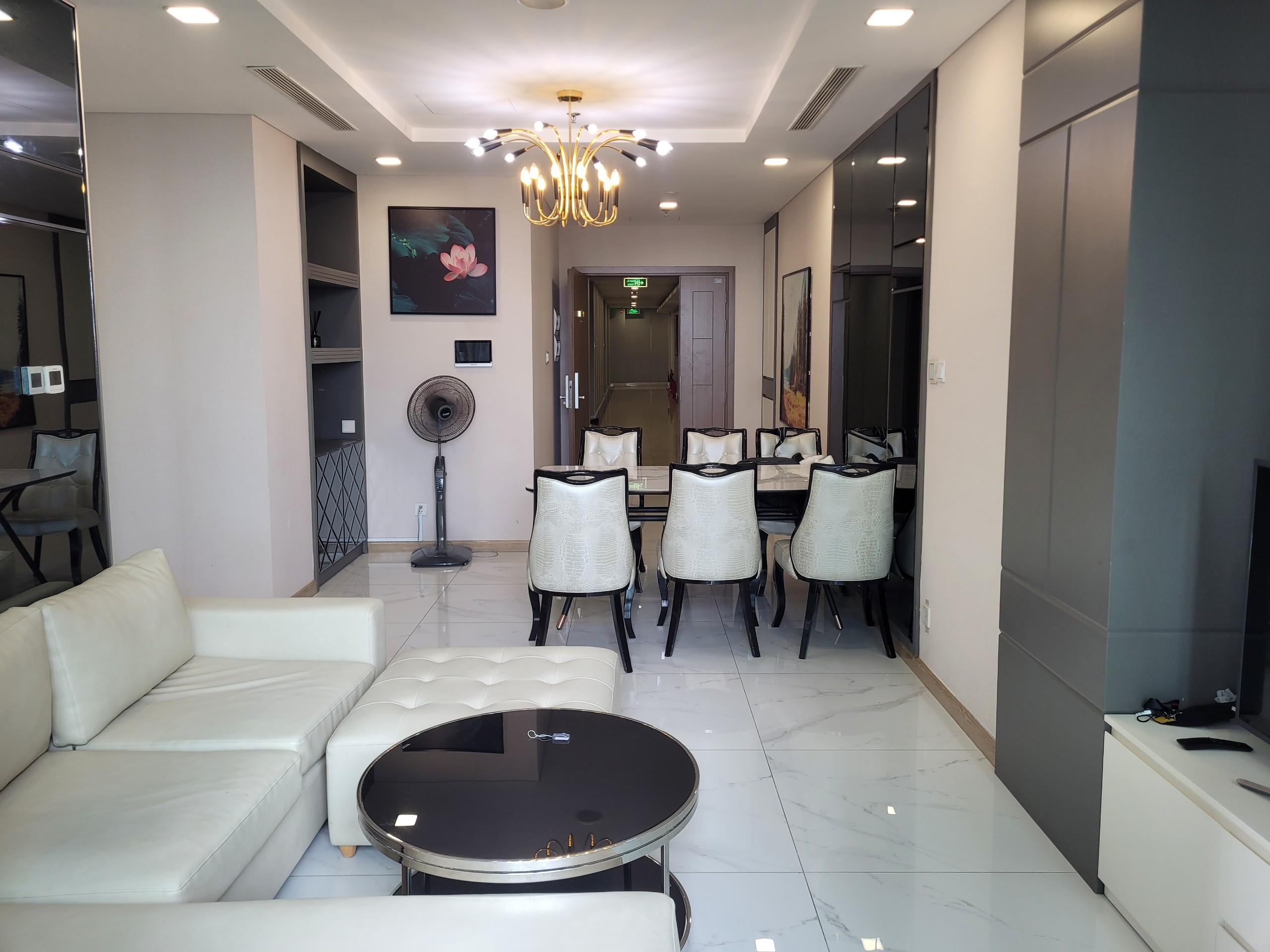Vinhomes Central Park - 3 Bedrooms