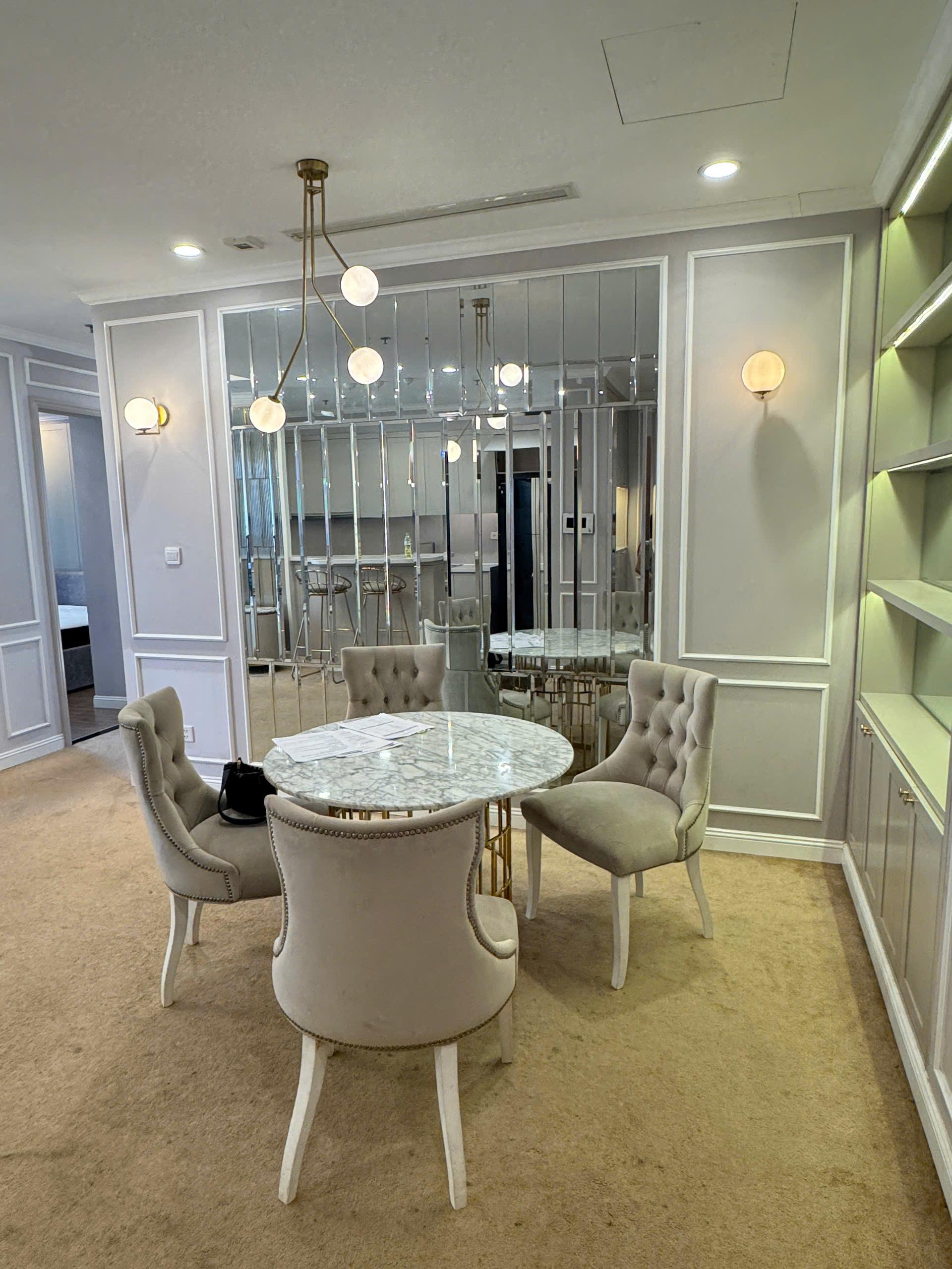 Vinhomes Central Park - 2 Bedrooms