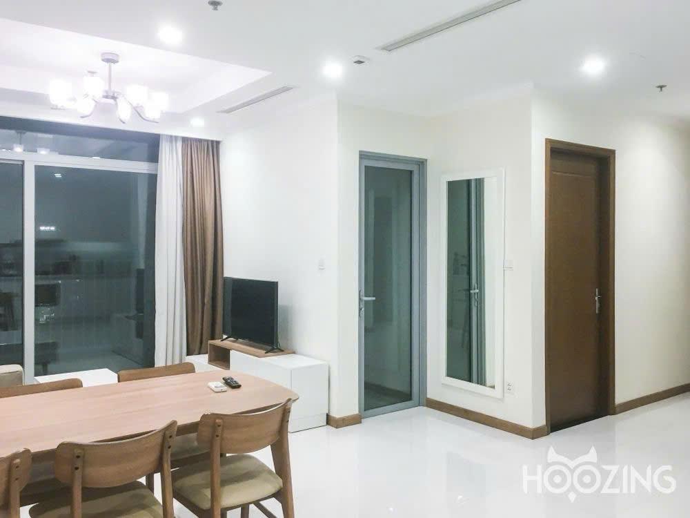 Vinhomes Central Park - 2 Bedrooms