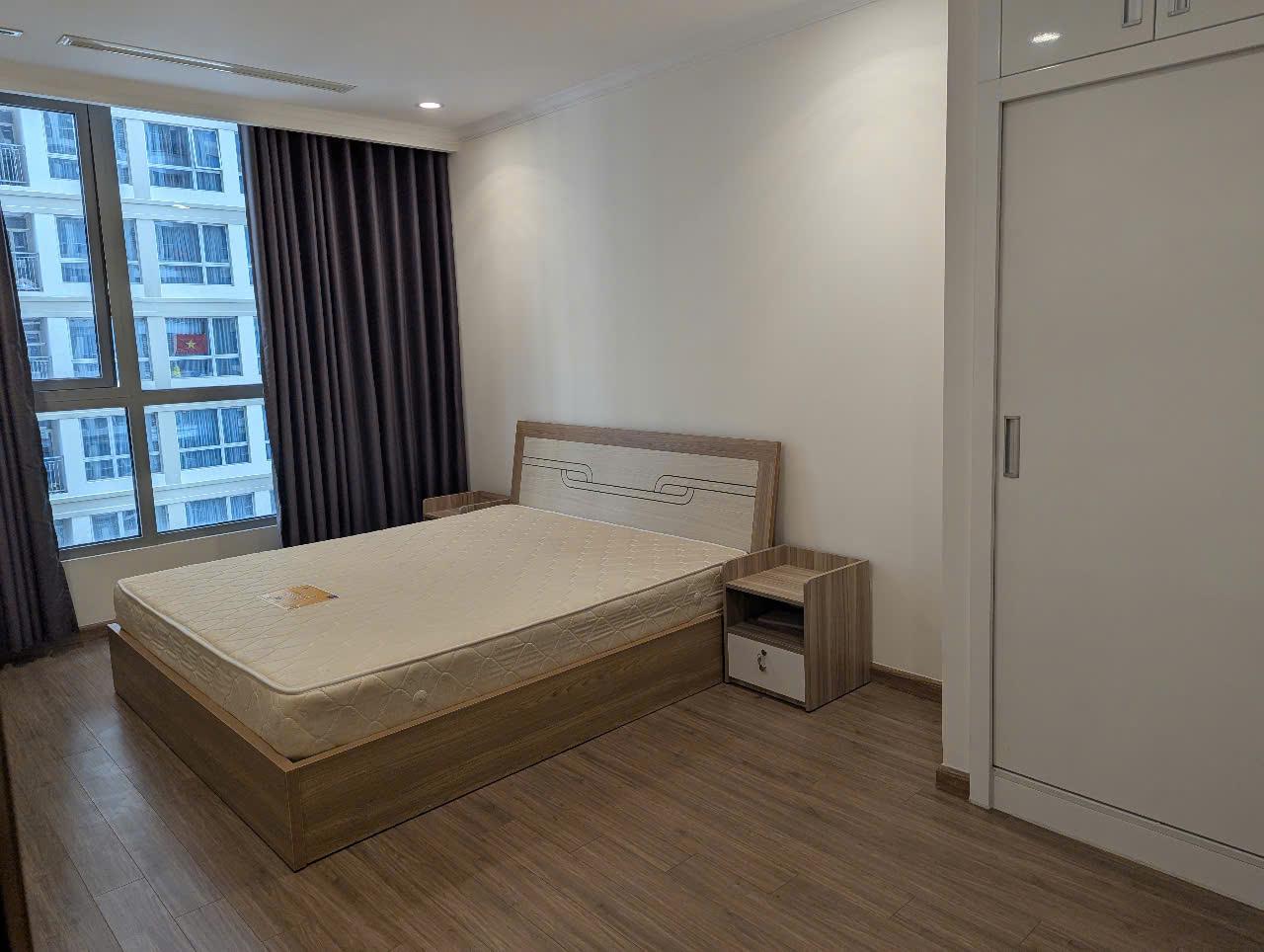 Vinhomes Central Park - 2 Bedrooms Plus