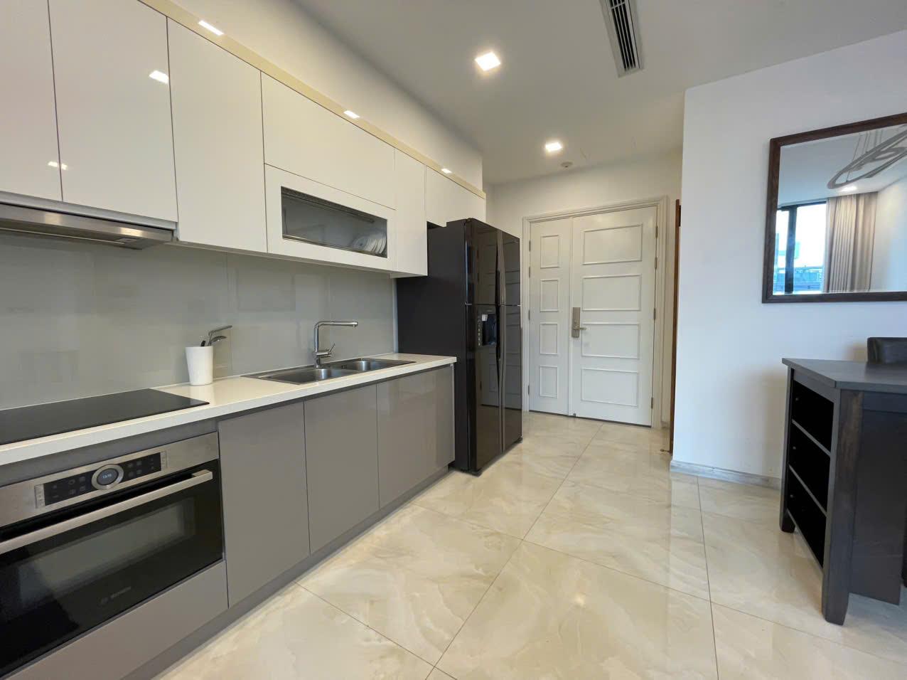 Vinhome Golden River - 1 Bedroom